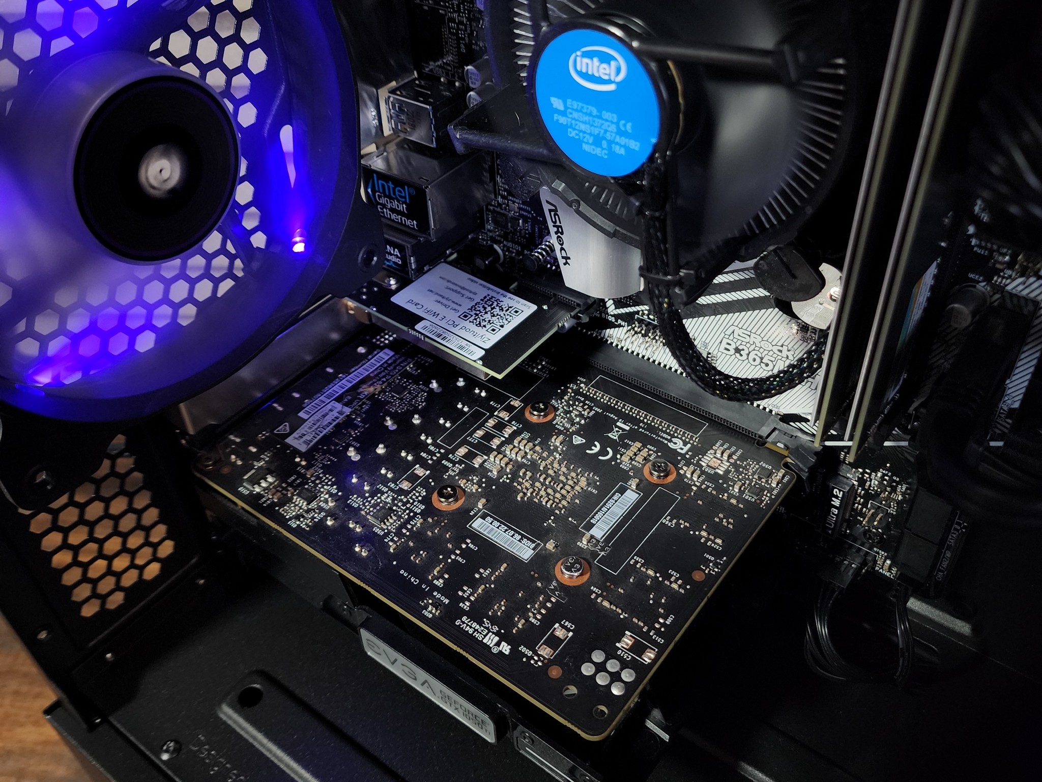 🖤💙🖤 Intel Core i5 8500 // EVGA GeForce GTX 1050 Ti // Silicon Power 16GB 3200MHz