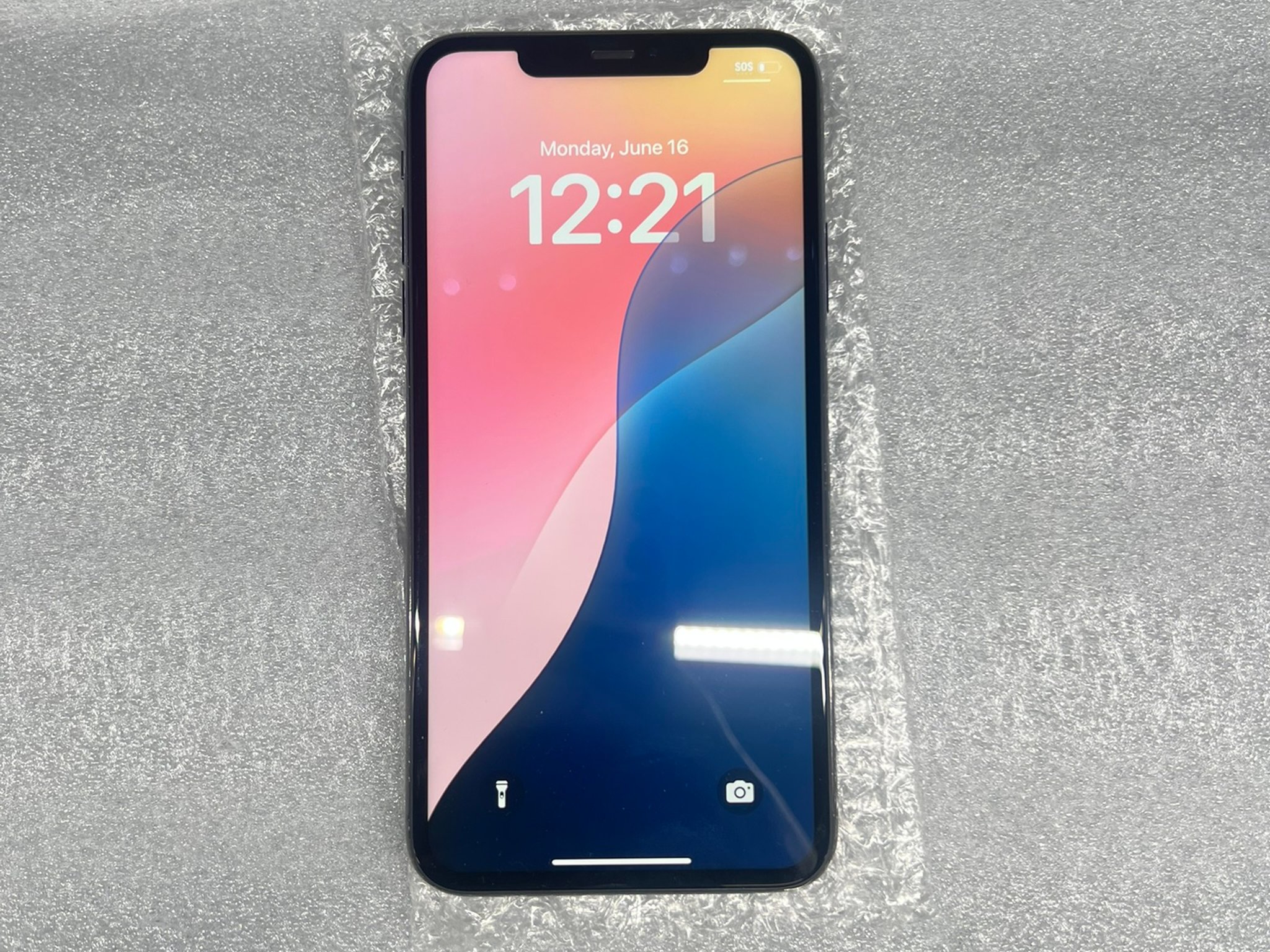 Apple iPhone 11 Pro Max – Unlocked – 64 GB – Midnight Green (Read Description)