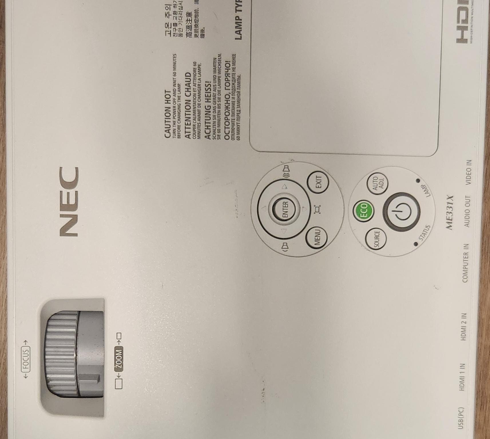 Sharp NEC ME331X projector