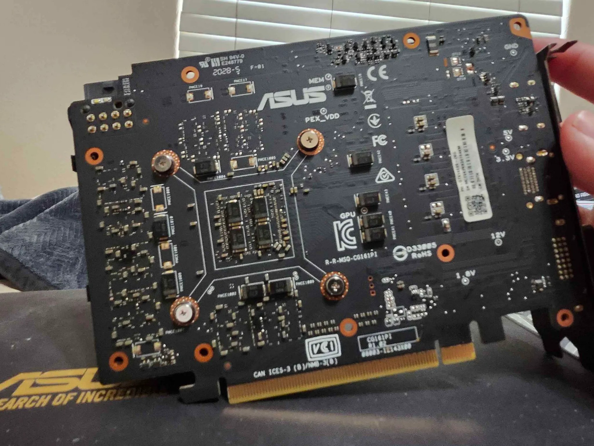 Asus Phoenix GTX 1660 SUPER