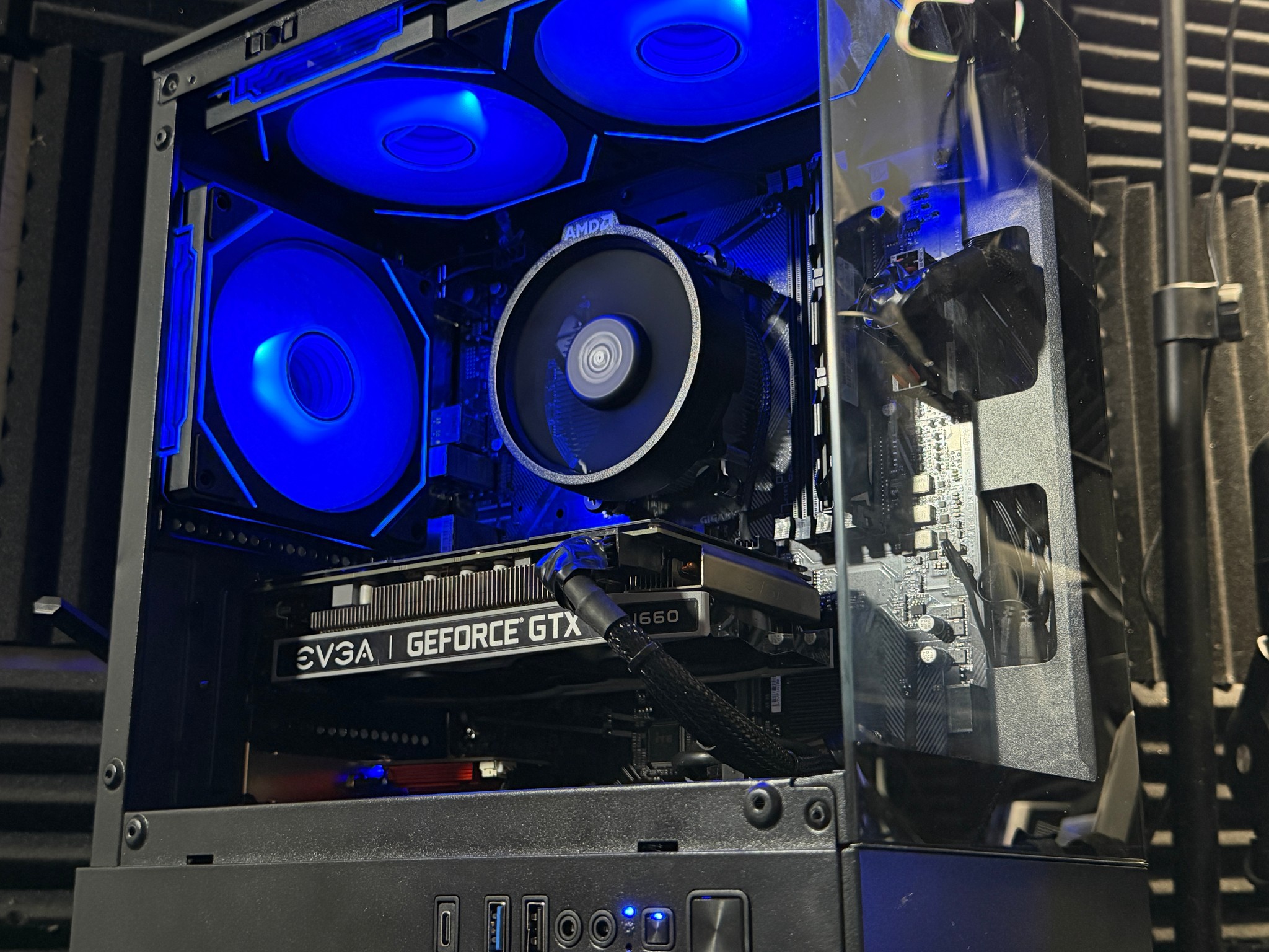 🔥 GTX 1660 | Ryzen 3 3100 | 16GB DDR4 | Wi-FI | 240GB SSD