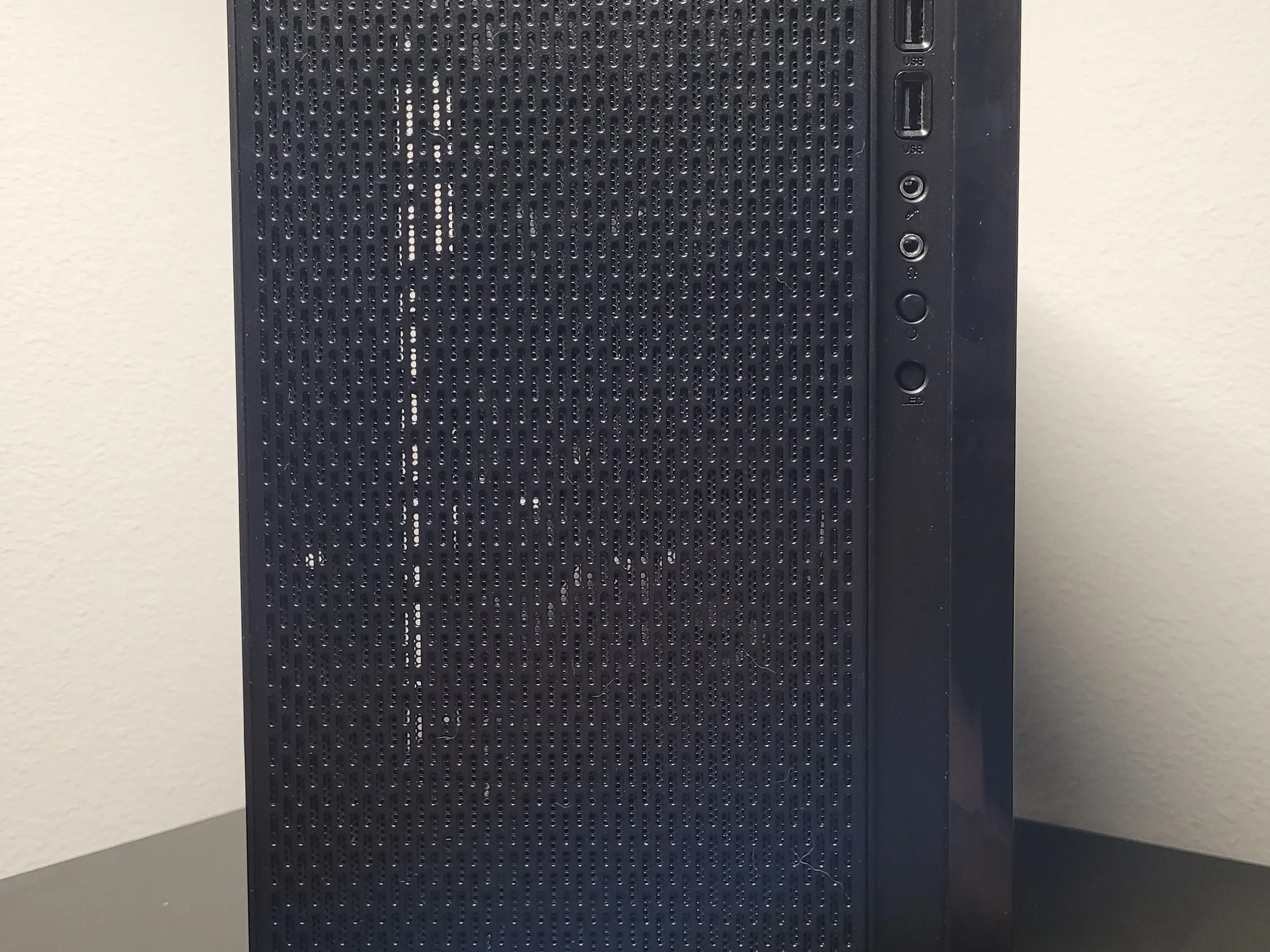 RTX 2060 Super // i7 6700 // 16gb DDR4 // 512GB SSD