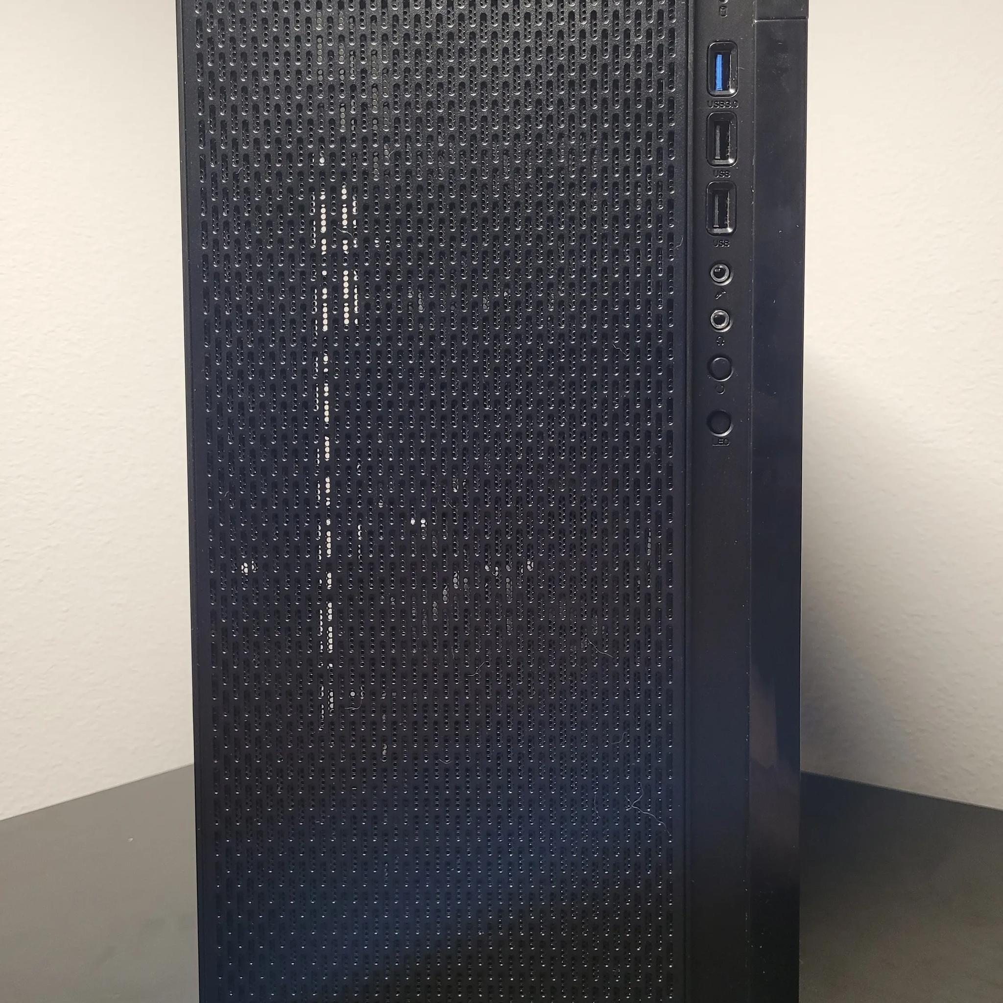RTX 2060 Super // i7 6700 // 16gb DDR4 // 512GB SSD