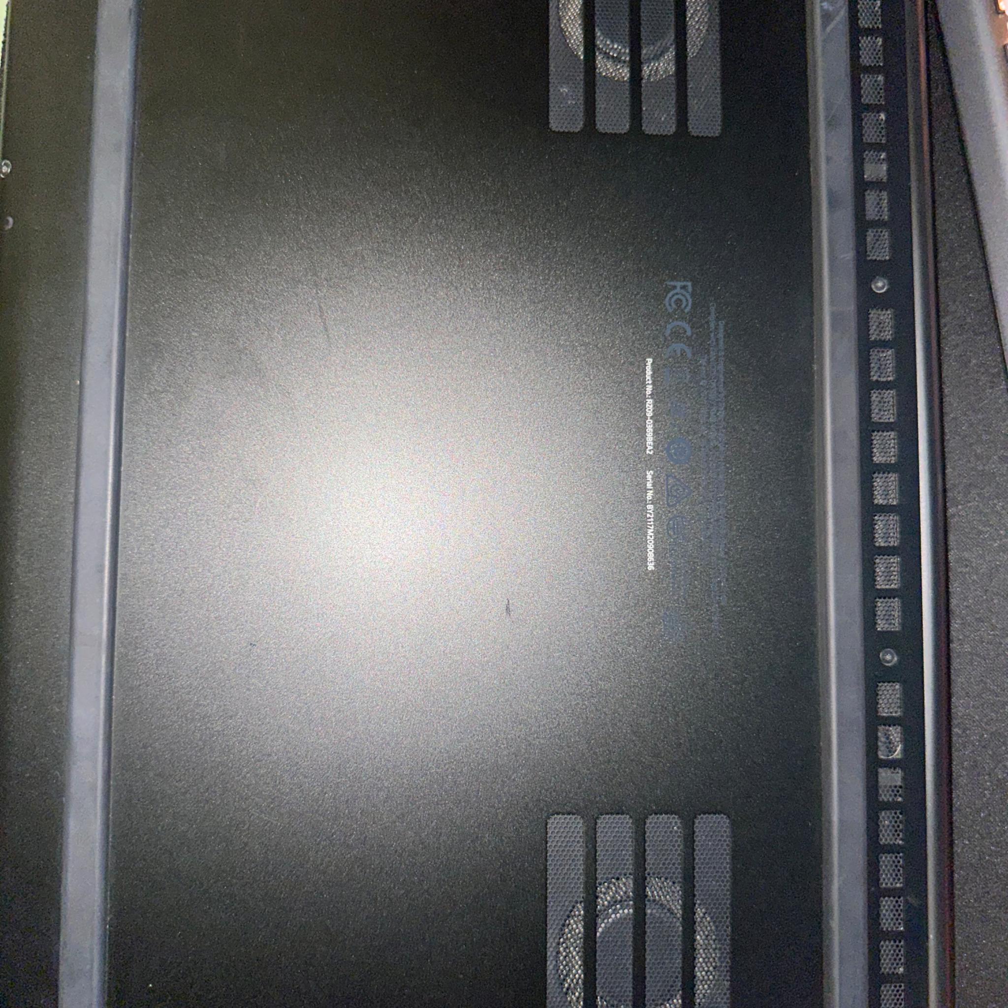 Razer Blade15 2021 (RTX 3070)