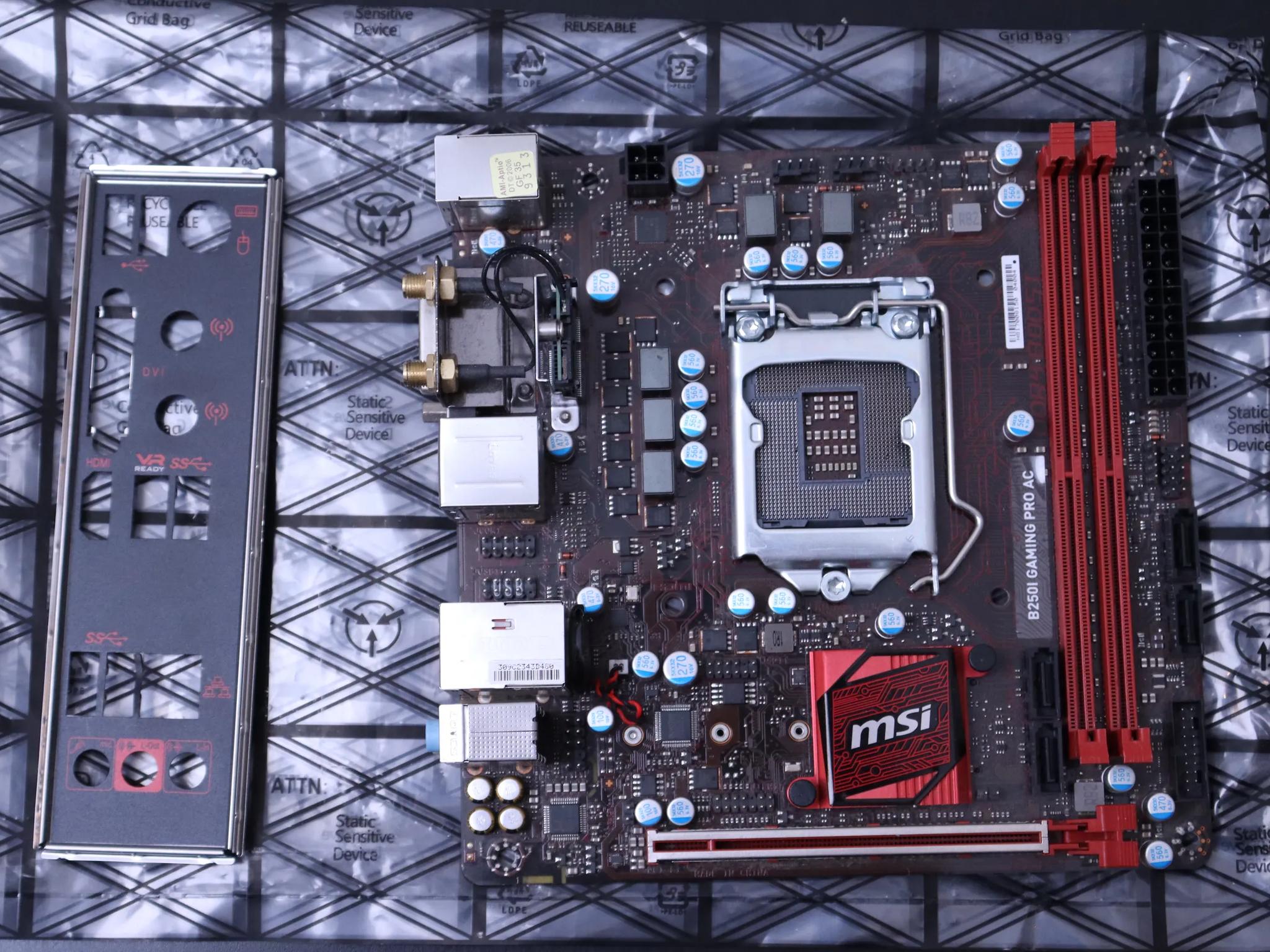 MSI B250I Gaming Pro AC Mini-ITX Motherboard LGA1151