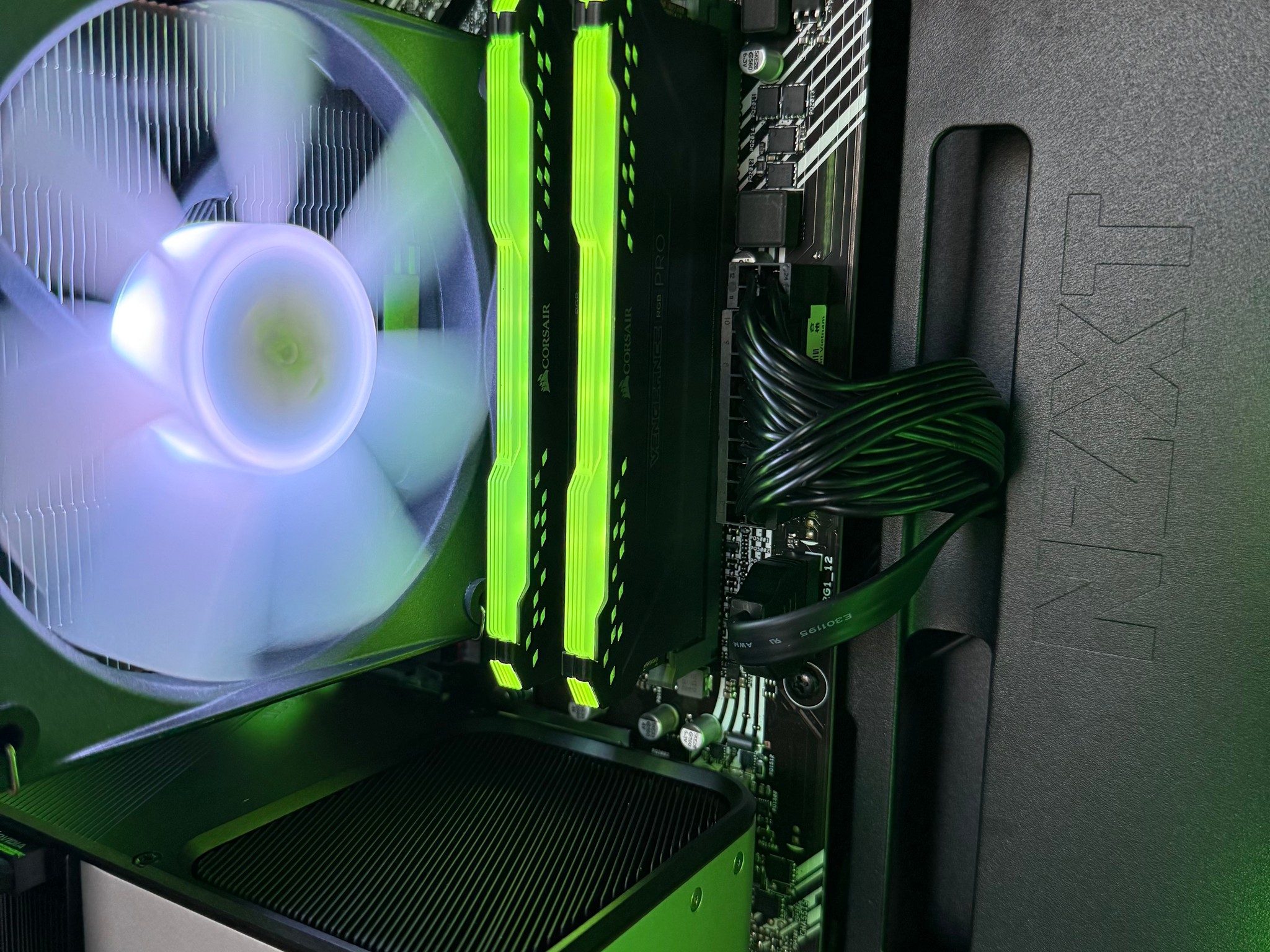 RTX 3060Ti Founders | Ryzen 5 5500 | 32Gb D4 | RGB