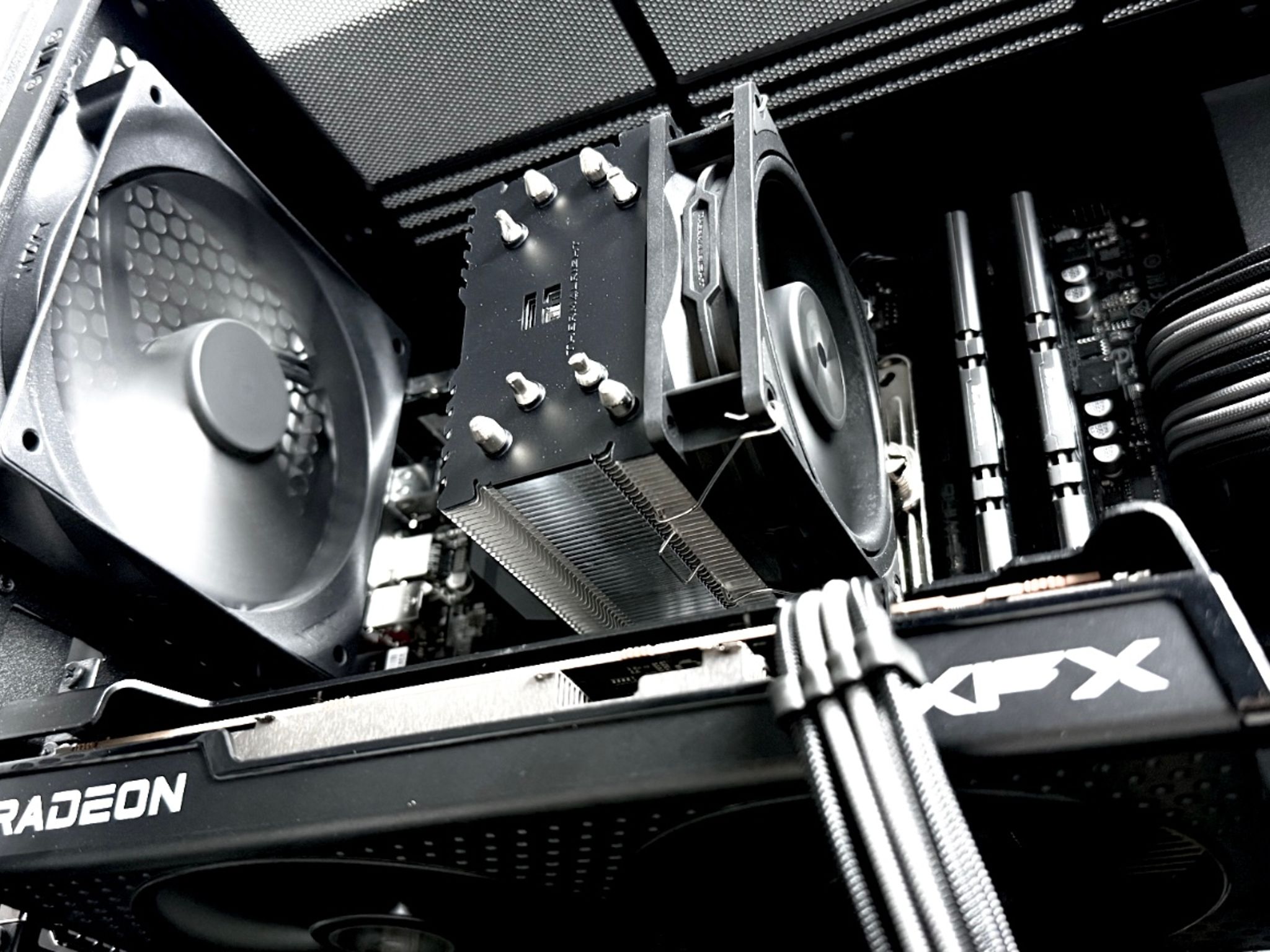 Blackout Gaming/Workstation PC | Ryzen 5600 + RX6600 | 16GB DDR4 | 1TB NVMe