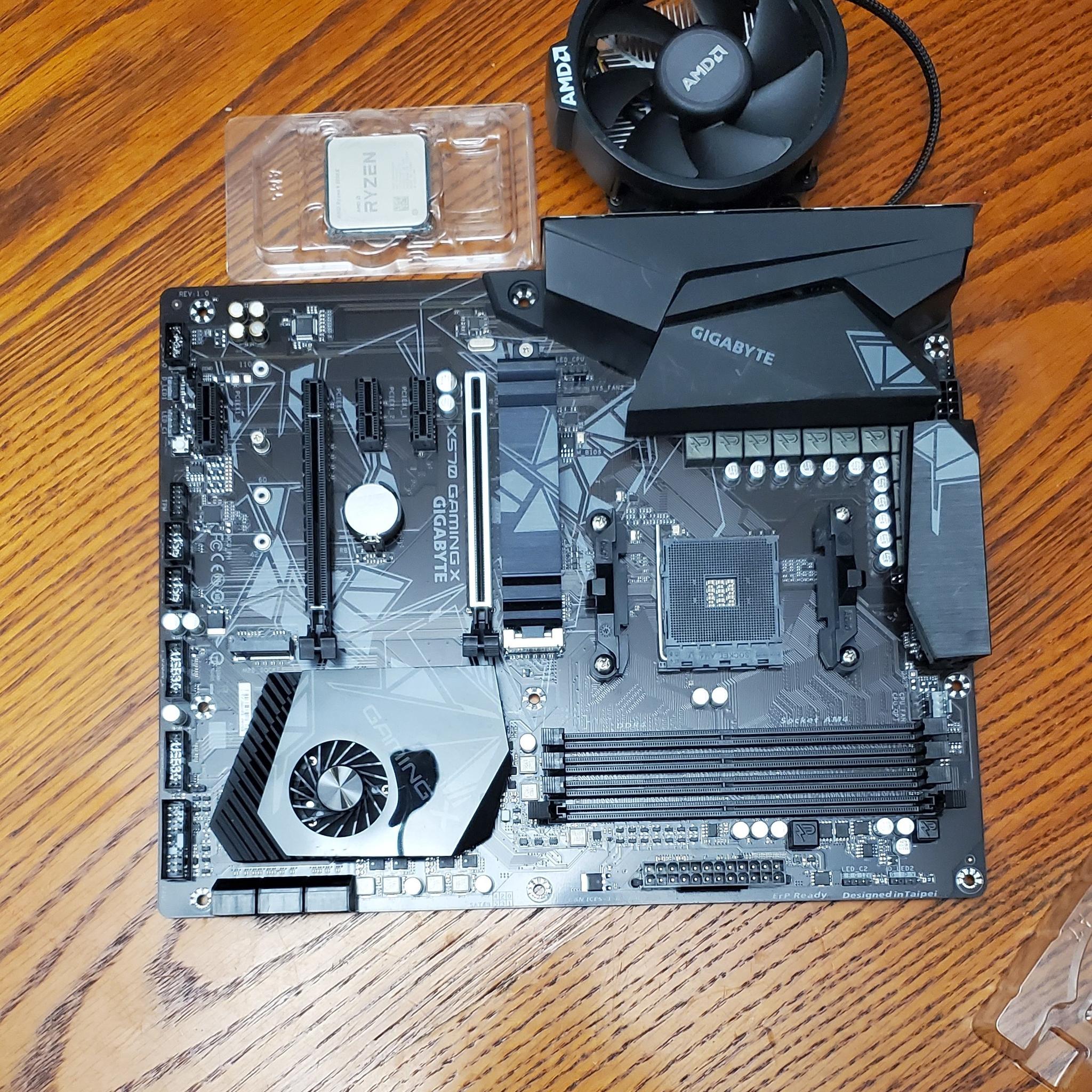 COMBO Pre-owned Gigabyte X570 Gaming MoB Plus AMD Ryzen 9 5950X CPU & AMD CPU Fan & Heatsink Bundle