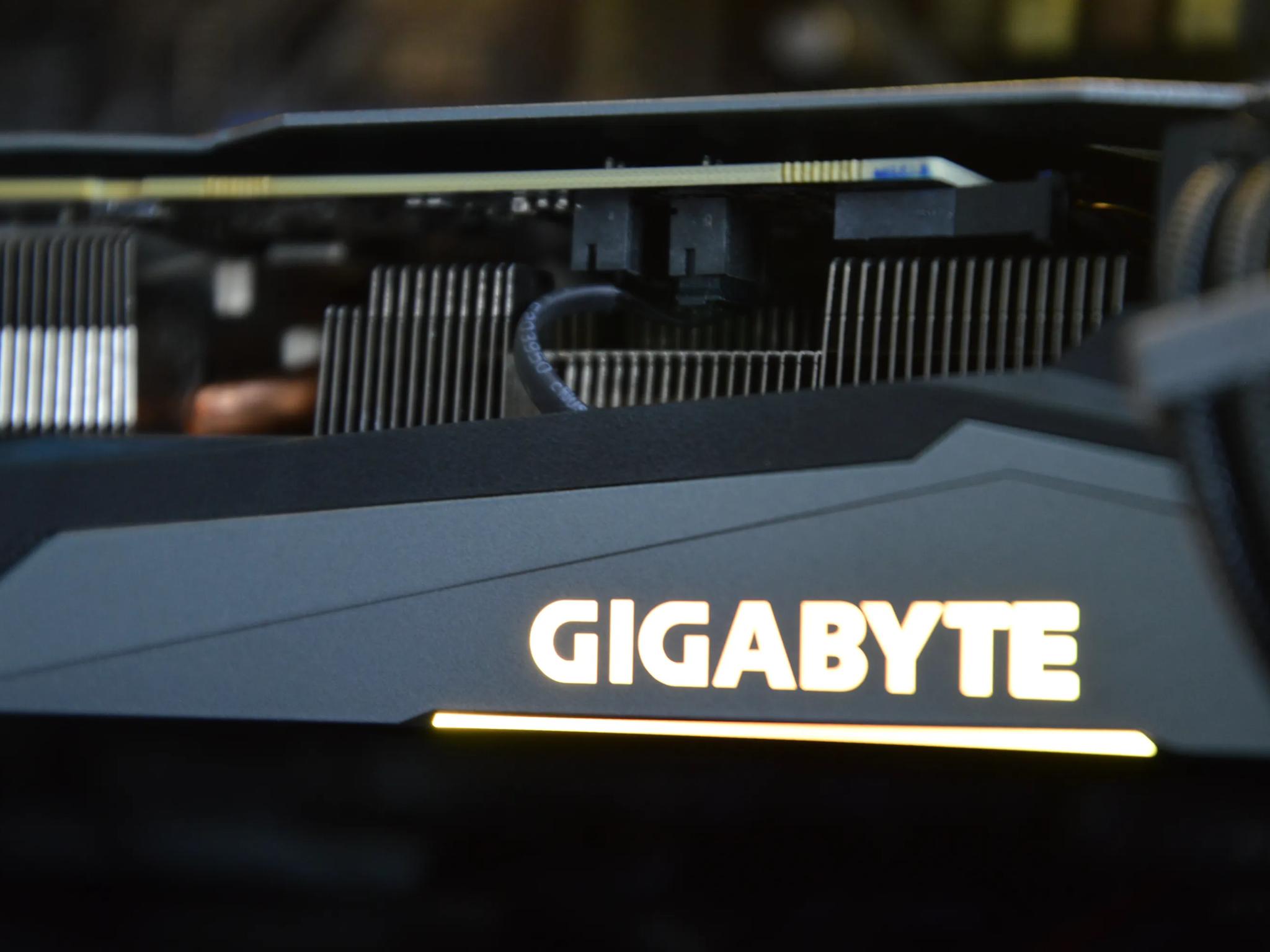 ☀️☀️| RTX 3070 8GB | RYZEN 5 5600X | 16GB DDR4 RGB RAM | 1TB NVME SSD | Solar Flare 2.0 |