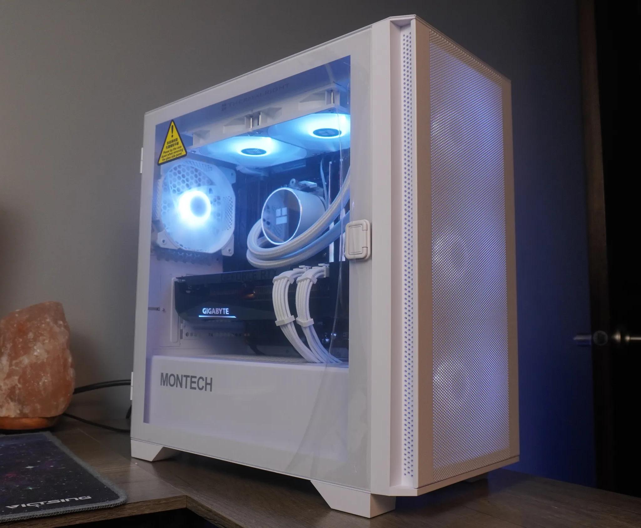 🤍ARCTIC BEAST🤍 1440p/1080p MACHINE 💚RTX 3070ti 🧡 Ryzen 5 9600x | 1TB NVME | 32GB | WIN ACTIVATED