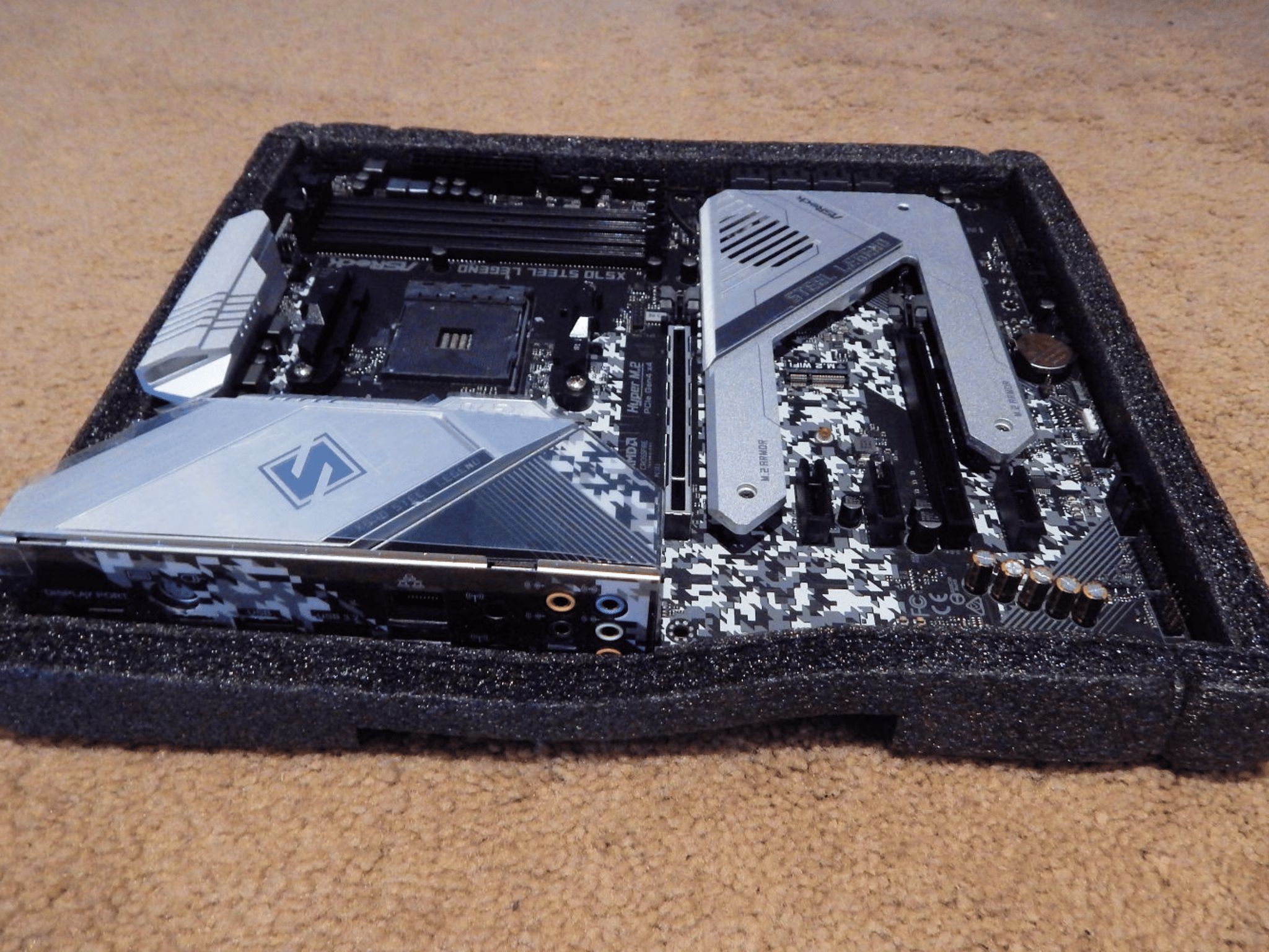 ASROCK X570 STEEL LEGEND SOCKET AM4 MOTHERBOARD, USED ONCE