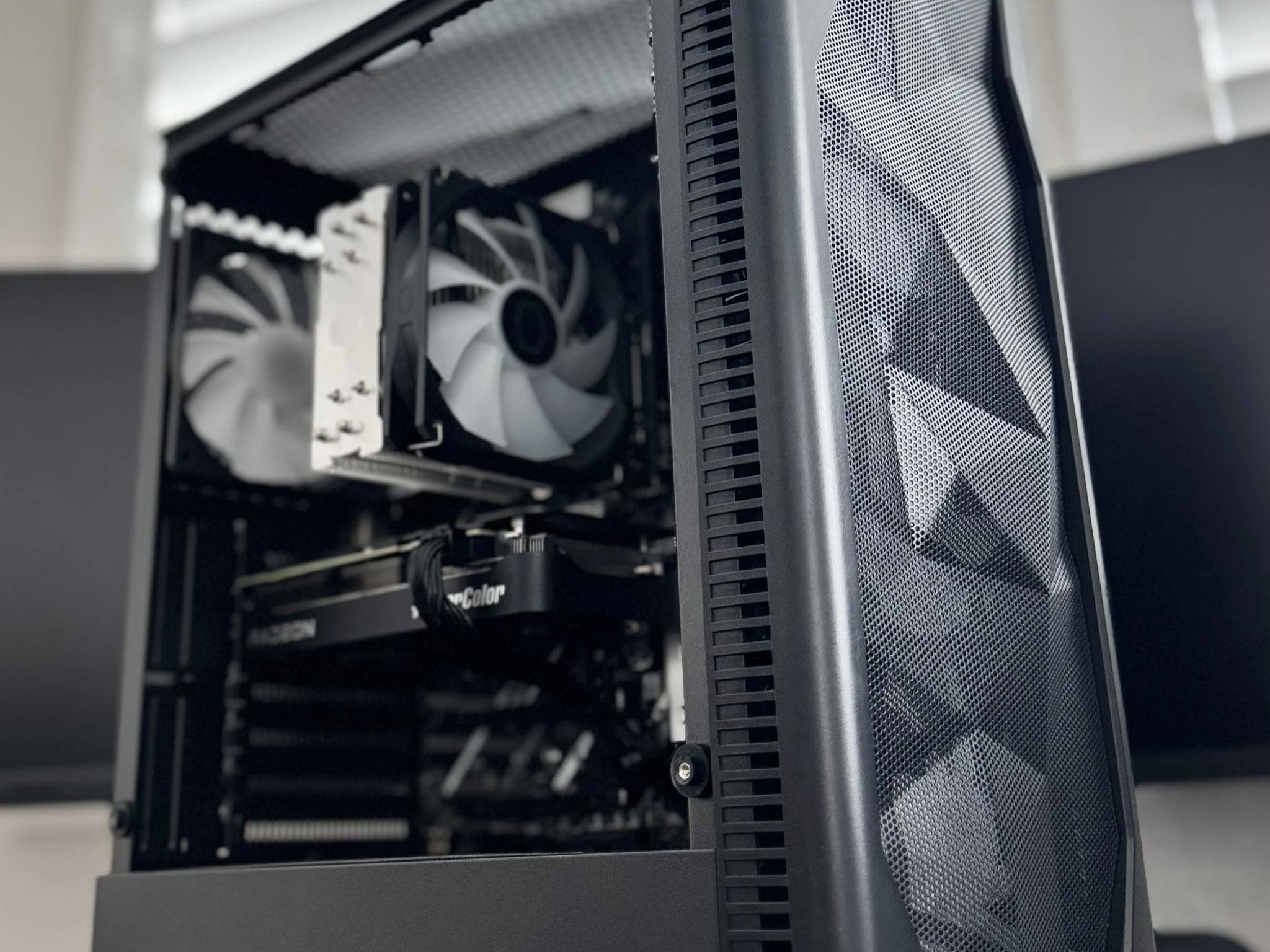 Ryzen 5 7600X + AMD RX 9060 XT + 32 GB DDR5 RAM - 1440p Gaming