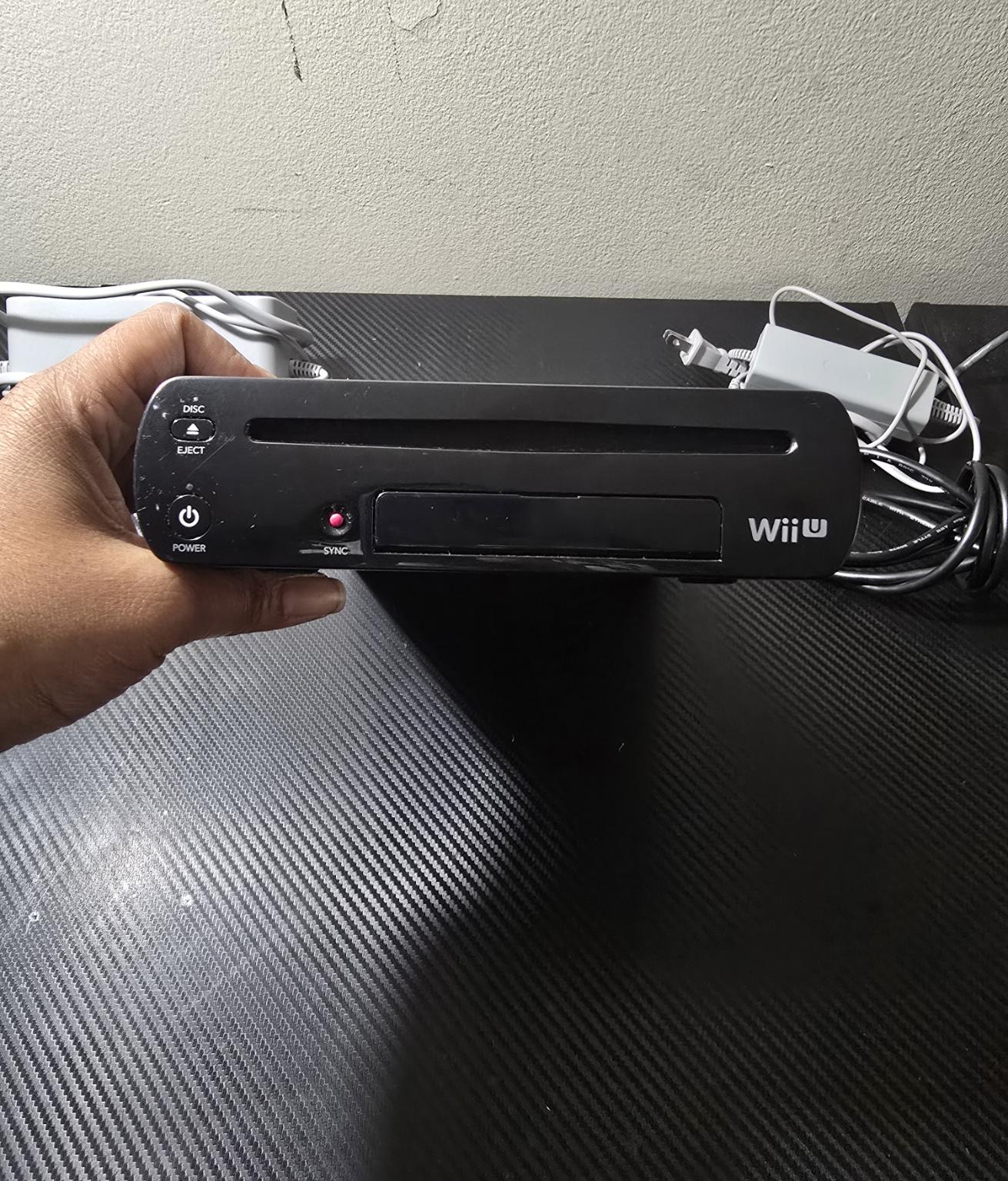 Nintendo Wii U (Black) w/Custom Firmware + Games