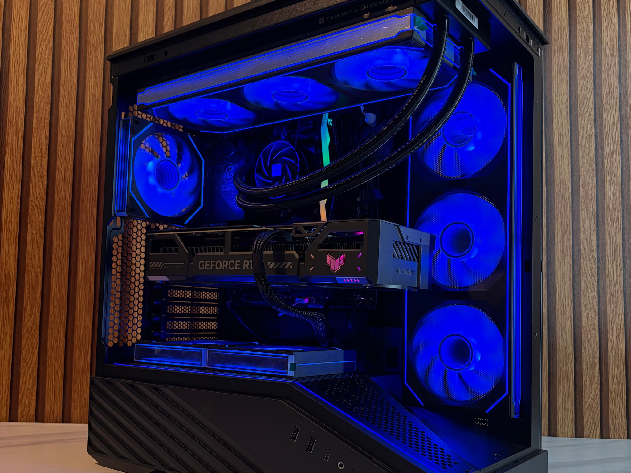 RTX 5070 | RYZEN 7 7800X3D | 16GB DDR5 | 750W PSU | 2TB NVME | 360MM AIO