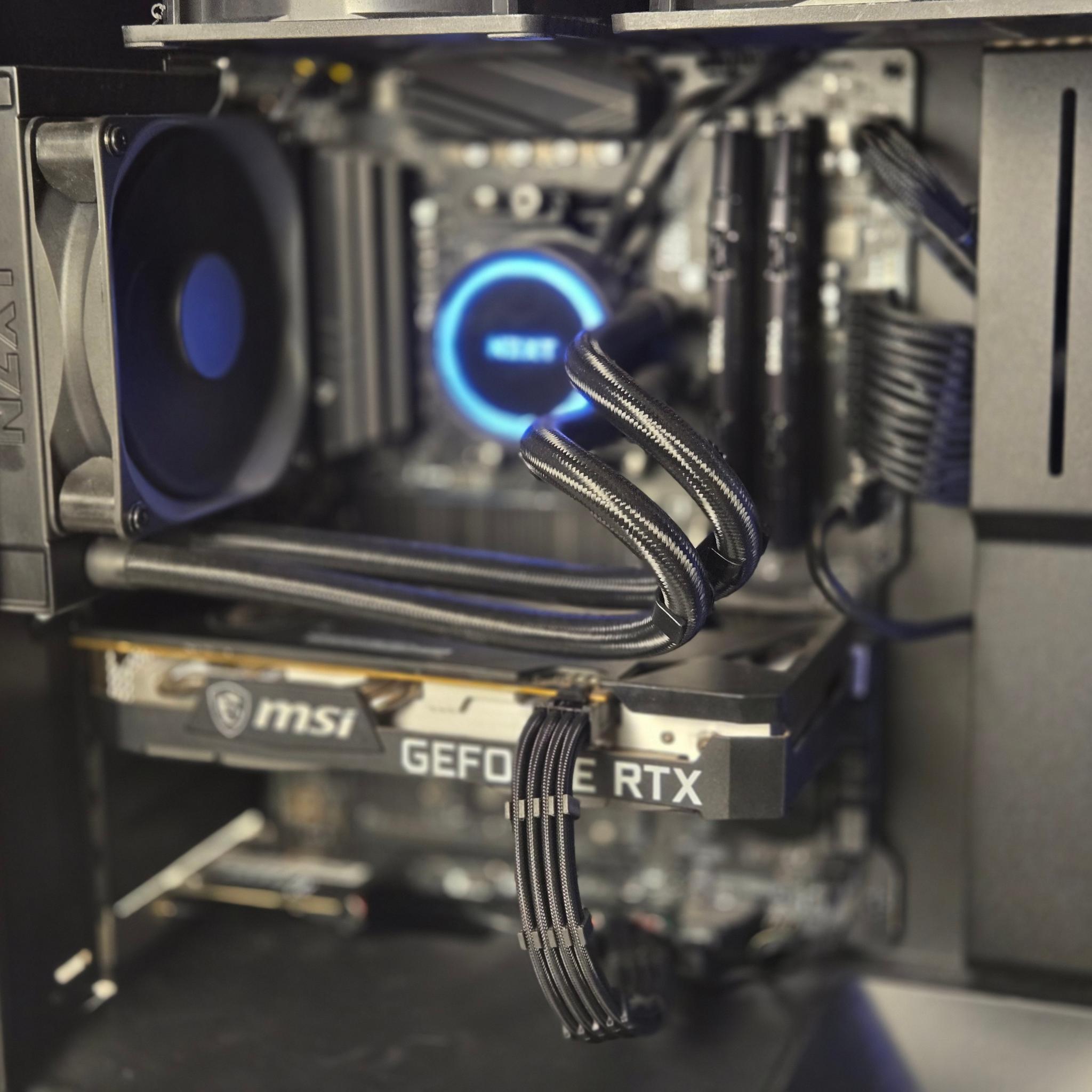 RTX 3060 12gb | Ryzen 5 5600X | 32gb DDR4 | 1tb Storage