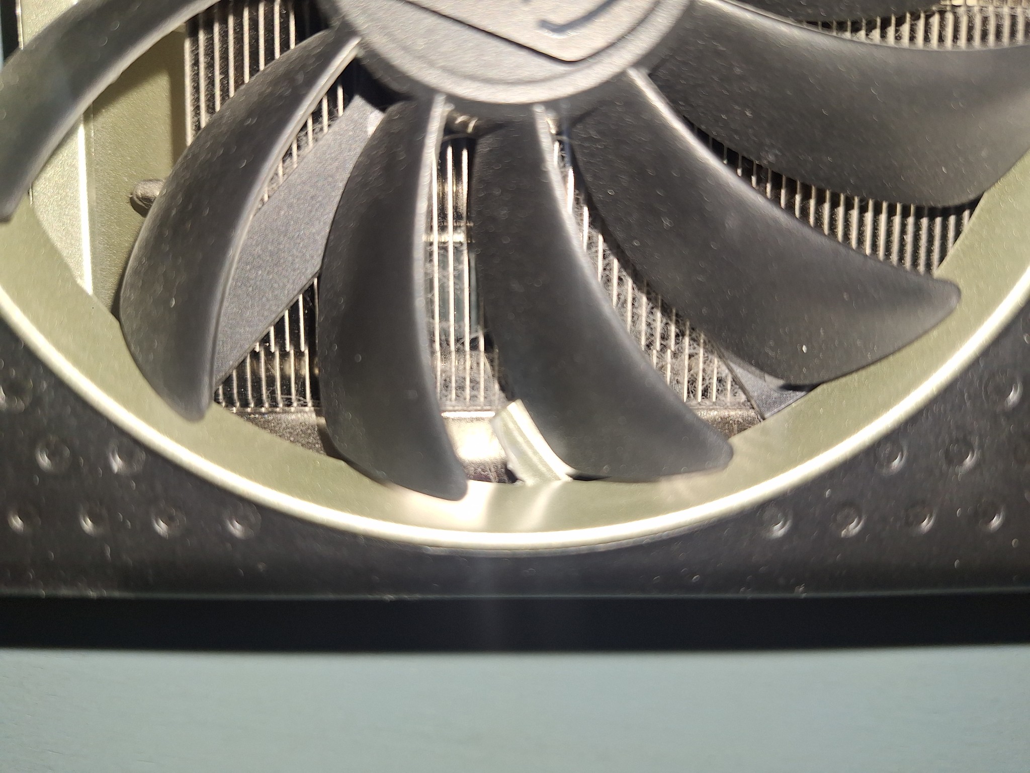 XFX Speedster MERC 319 RX 6950 XT 16GB - Fully Functional - Cosmetic Shroud Damage