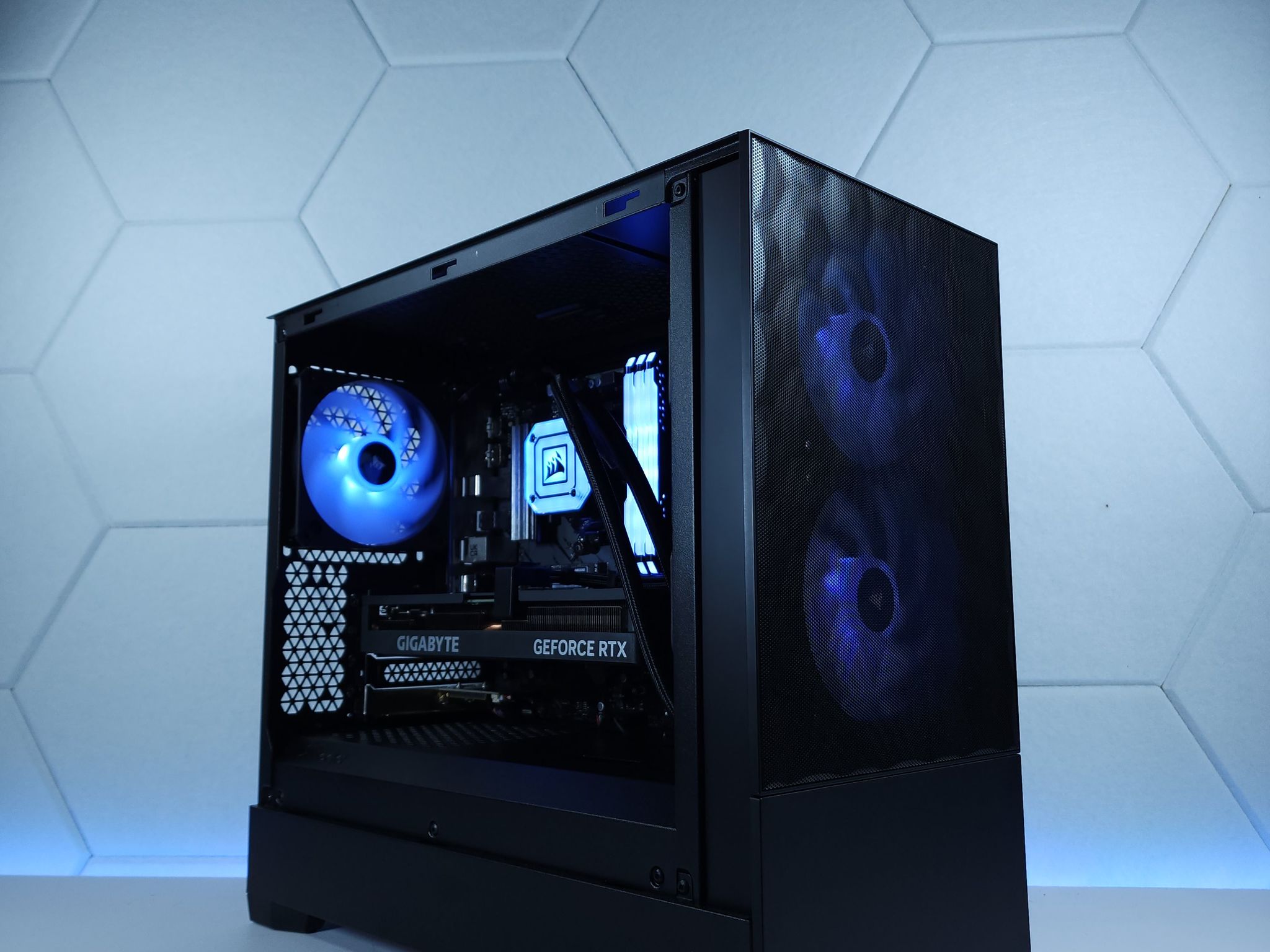 💙🖤RTX 4060Ti || Ryzen 7 5700X || 1TB NVMe || 24GB 3600MHz DDR4 || 1080p Gaming PC