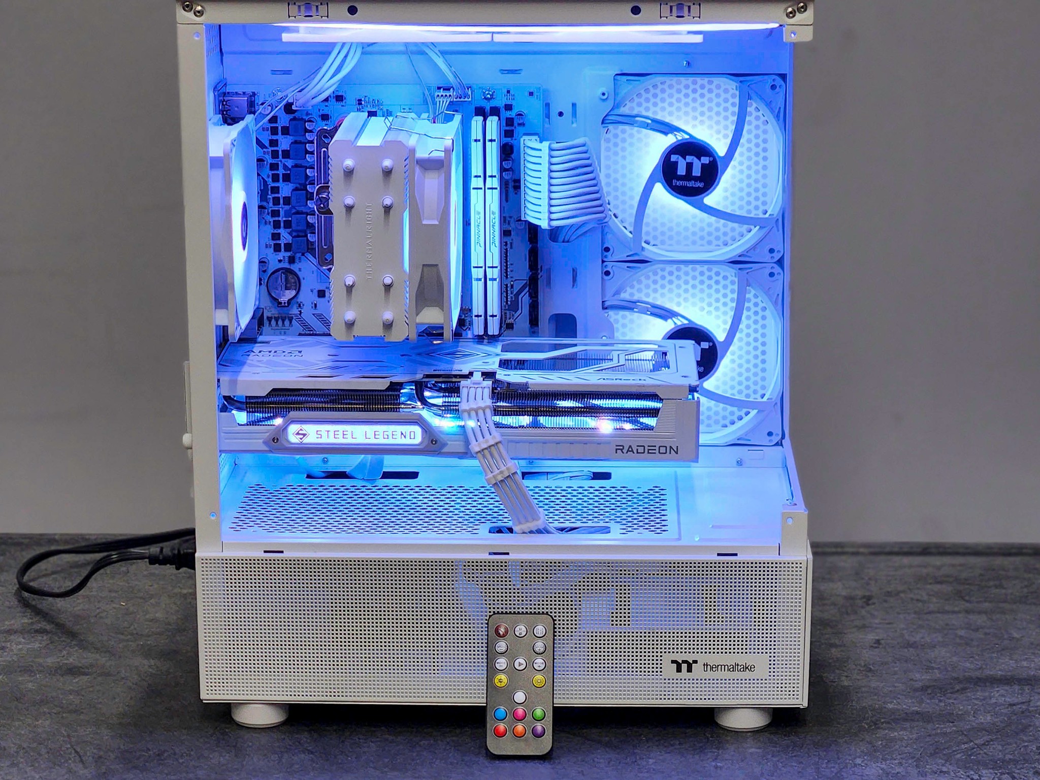 RX 9060 XT 16GB | All White Custom Gaming PC | Ryzen 5 5500X3D | 32GB DDR4 | 1TB SSD | Win 11 Pro