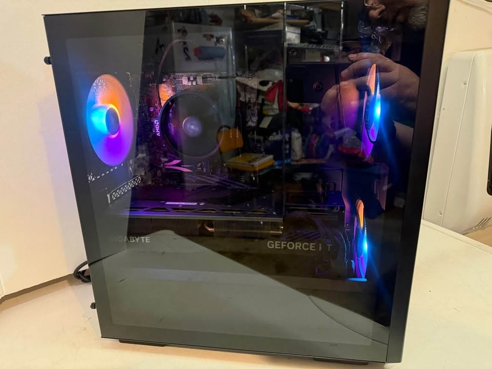 *NEW* Custom Gaming PC w/ 4080 Super