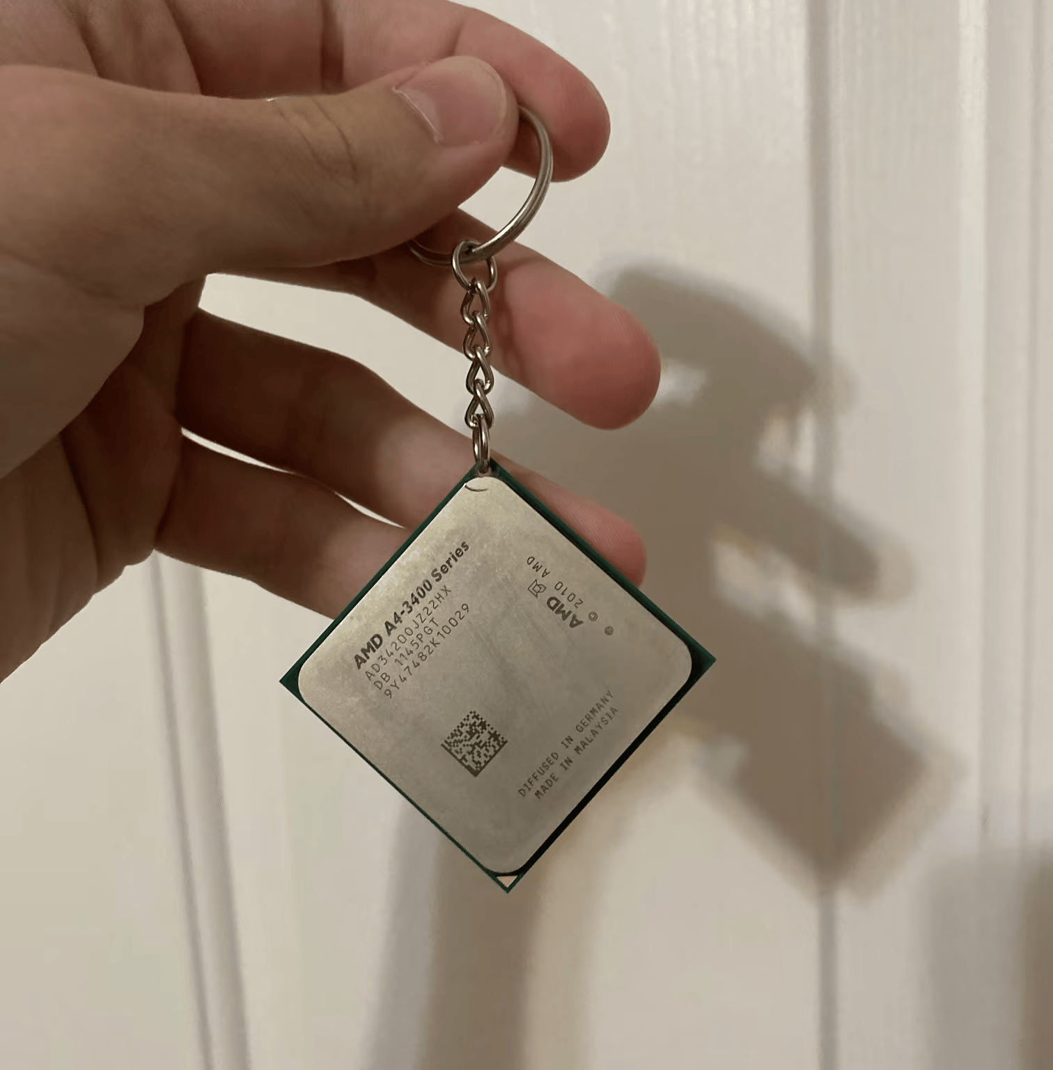 AMD A4-2400 CPU KEYCHAIN