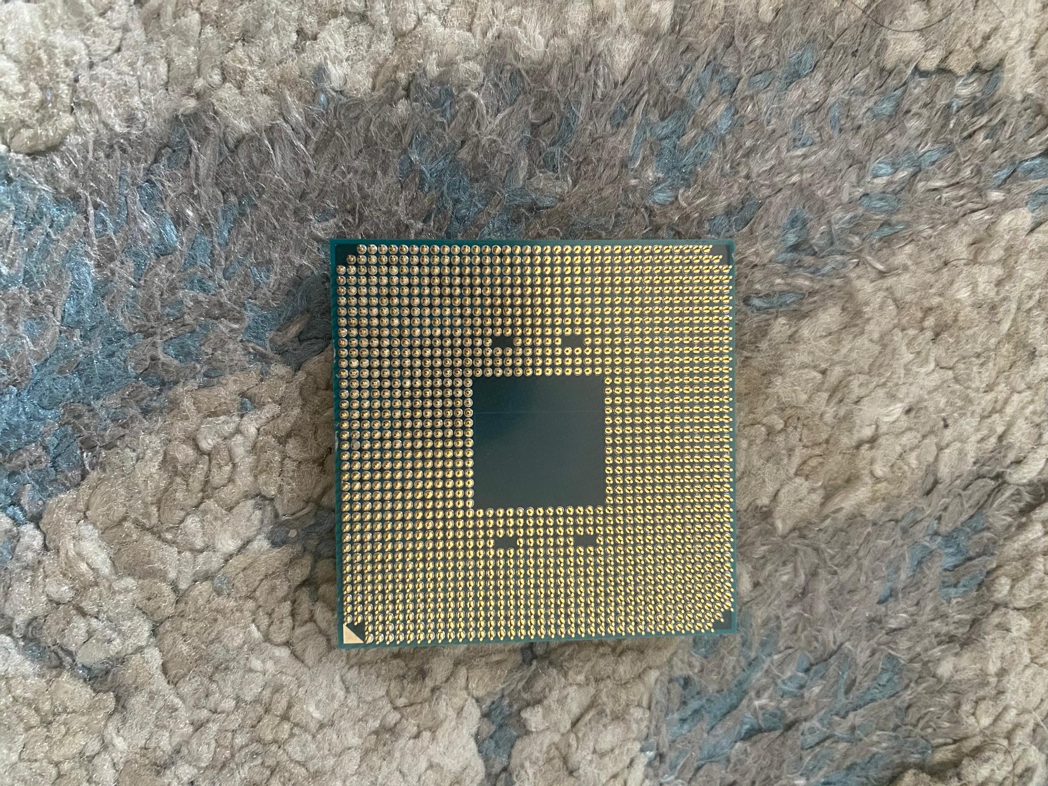 AMD Ryzen 5 5600X