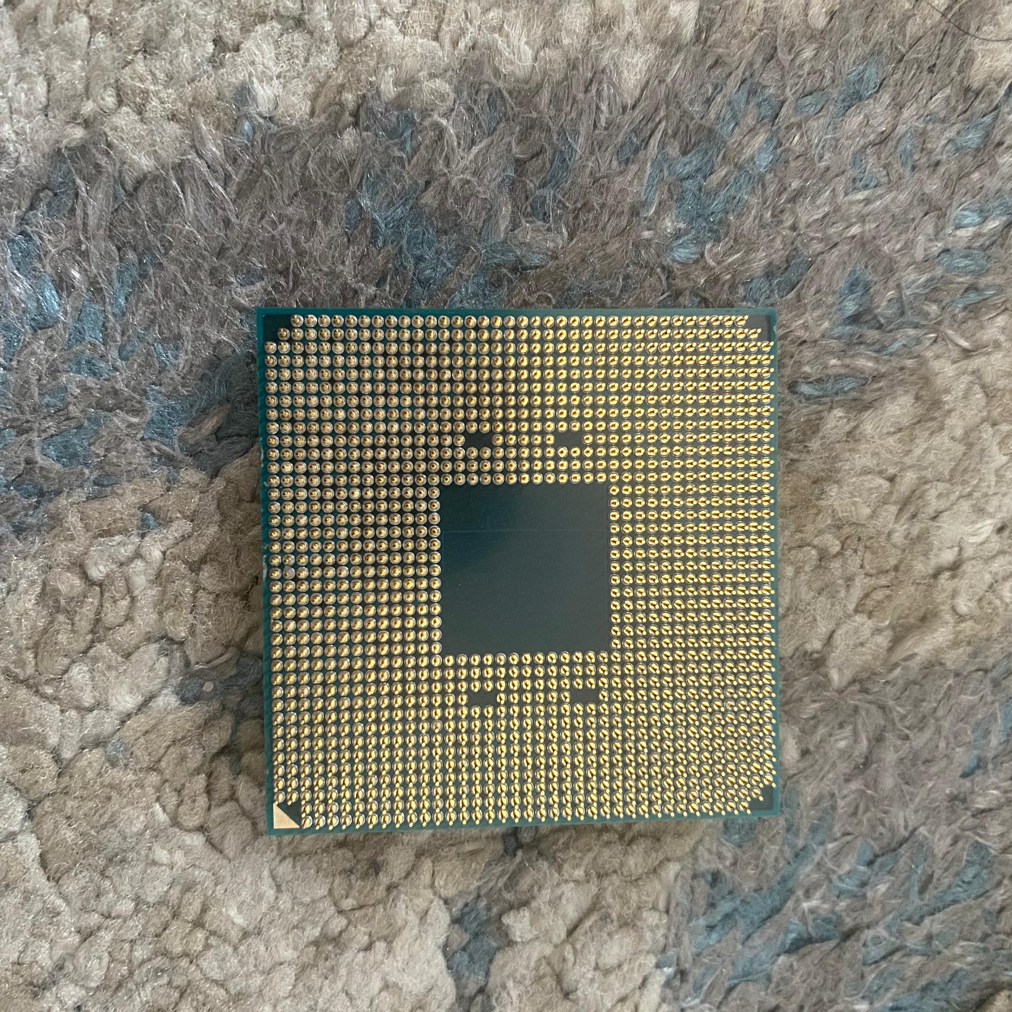 AMD Ryzen 5 5600X
