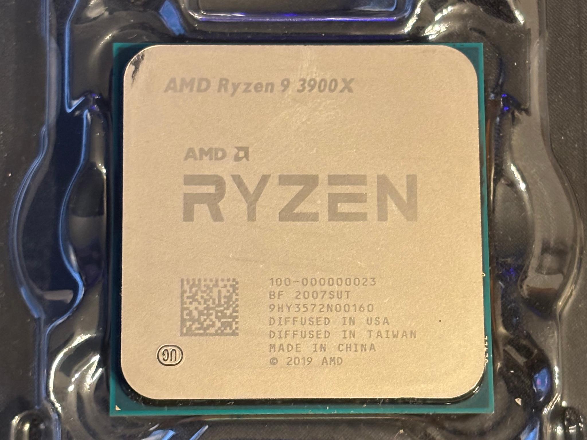 AMD Ryzen 9 3900X