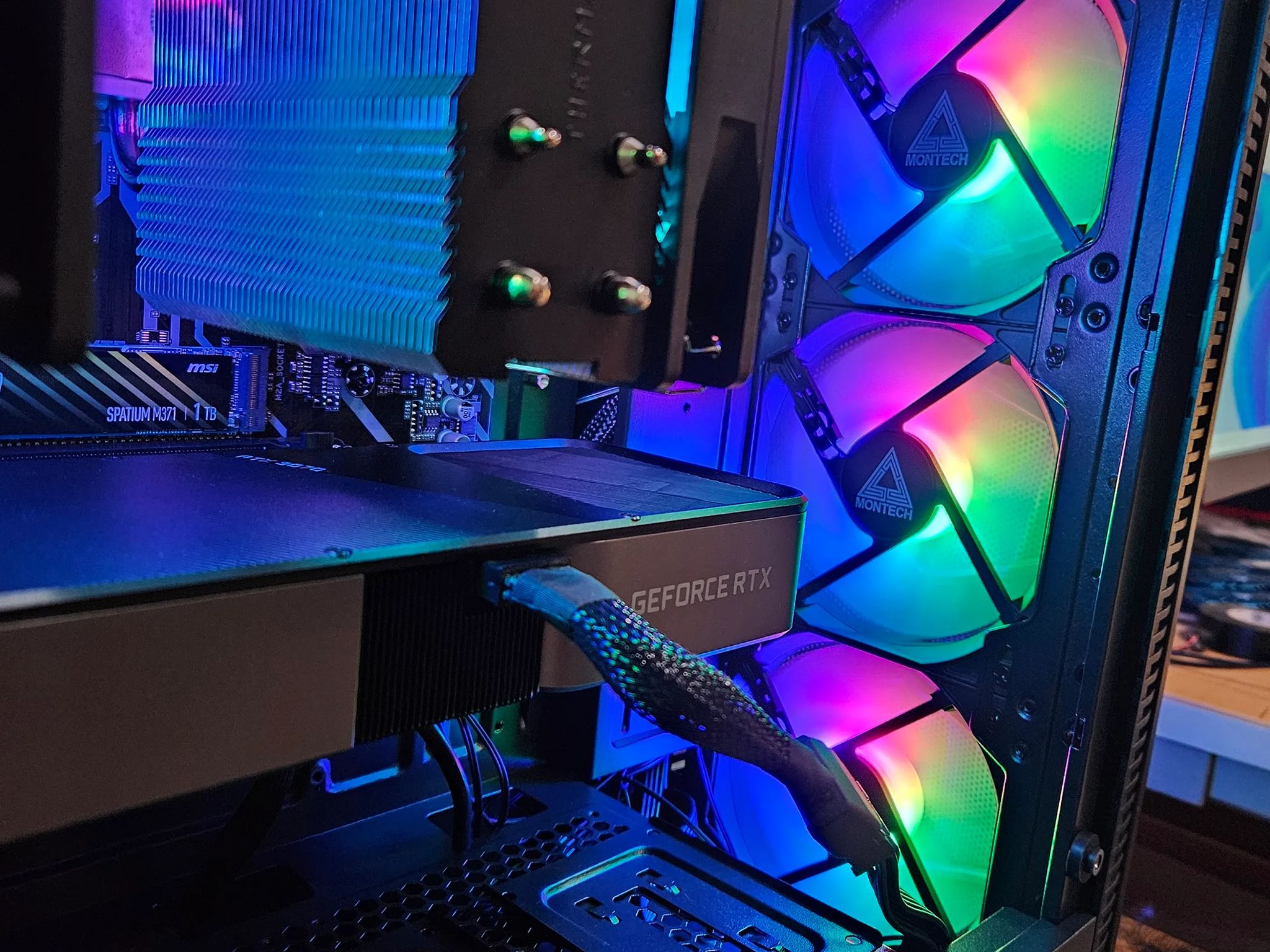 JT-3 | Ryzen 5 3600 | RTX 3070 | 16GB RAM | 1TB SSD | Wi-Fi | Windows