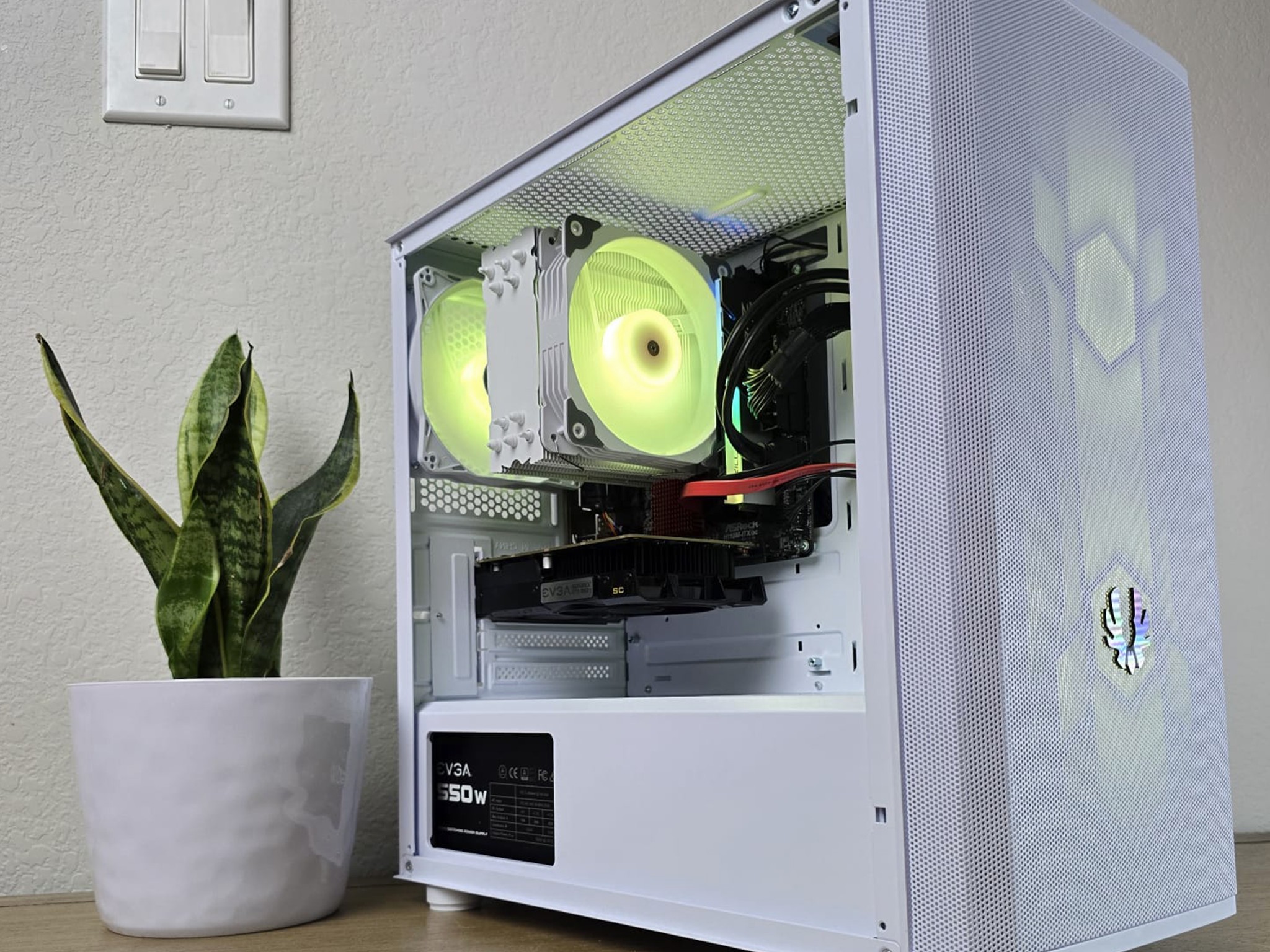 GTX 1050Ti | i5 6600k | 16GB DDR4 RAM | 1TB SSD | 1TB HDD | 4 RGB Fans | White RGB Gaming PC