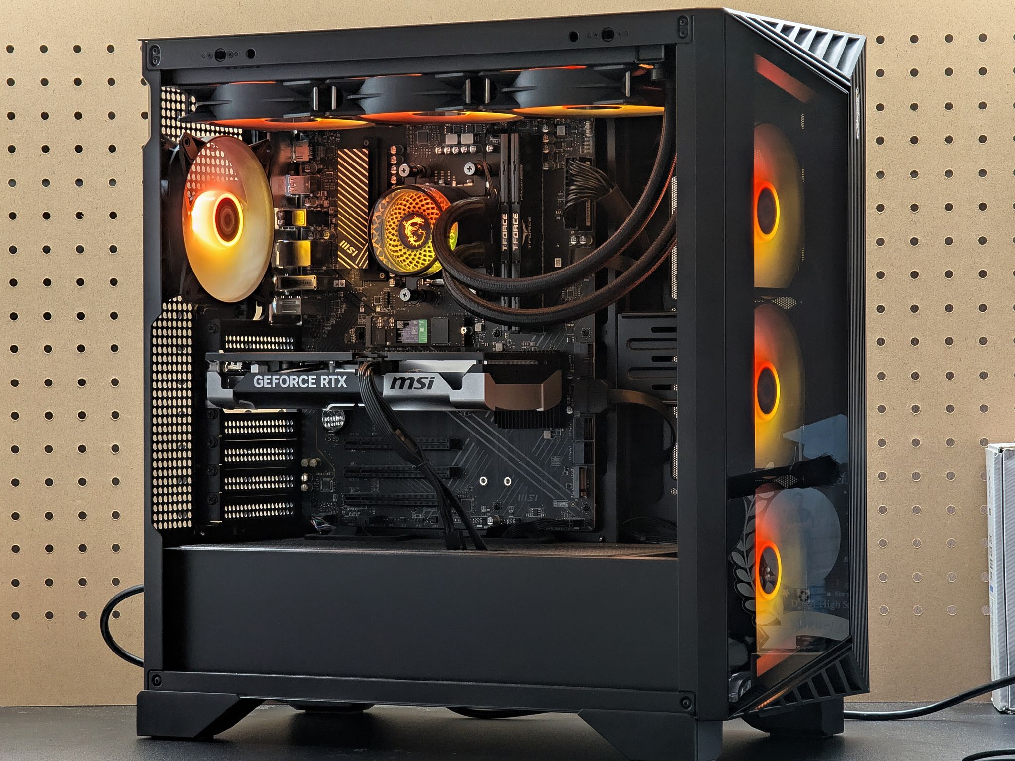 High-End Gaming PC — RTX 5060 Ti / Ryzen 9 7900X / 32GB DDR5**