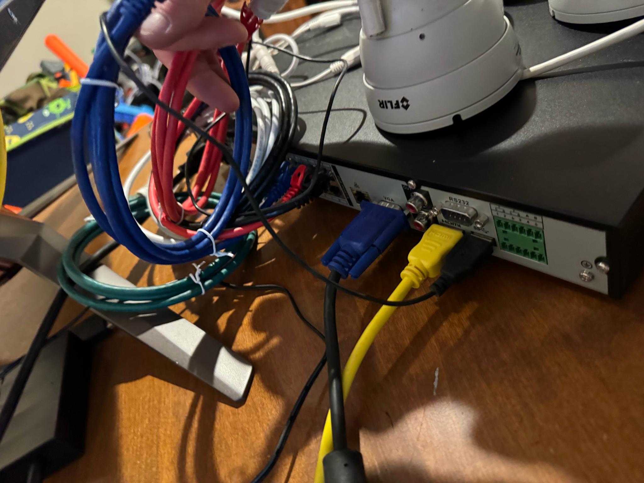 DNR400 Series NVR 8 channel security camera system with 5 cameras and 3TB HDD