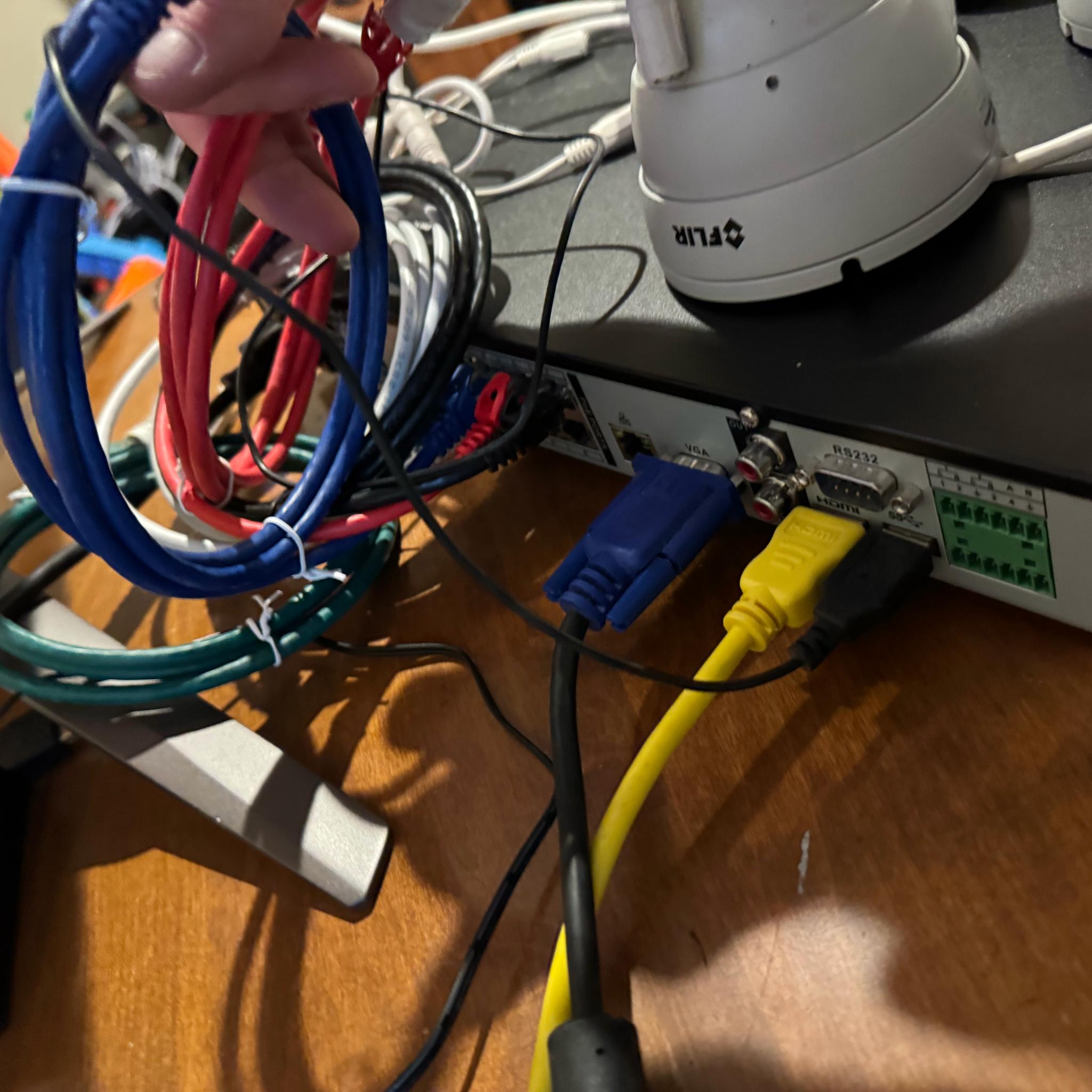 DNR400 Series NVR 8 channel security camera system with 5 cameras and 3TB HDD