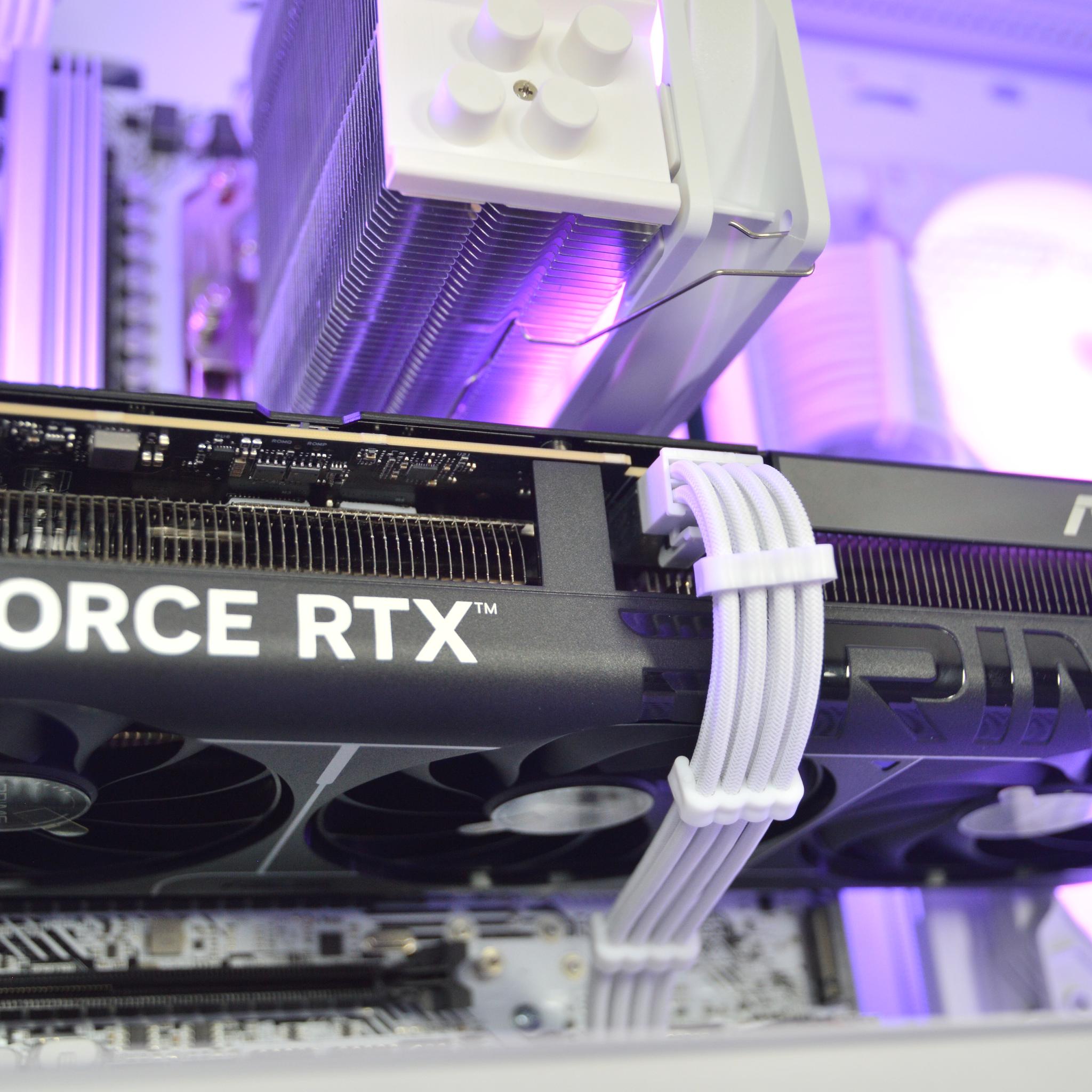 🌨️🌨️ | RTX 5060Ti 8GB| RYZEN 5 8400F | 16 GB DDR5 RAM | 1TB NVME SSD | Snowed In |