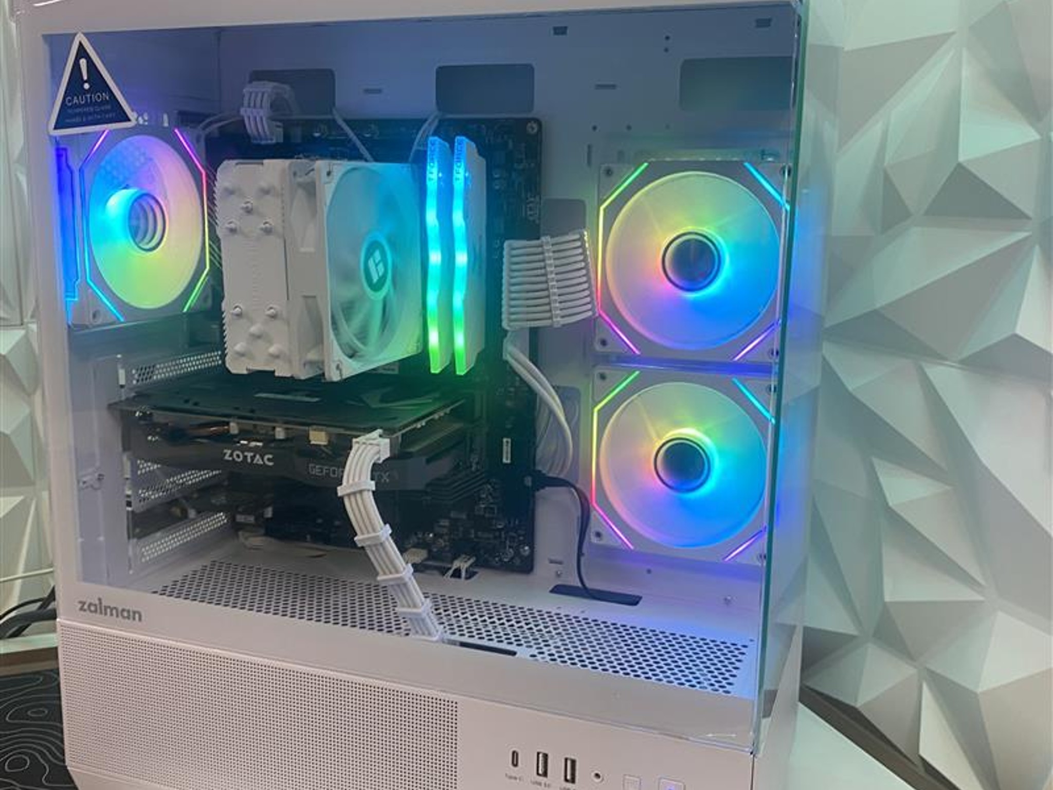 White RGB Gaming PC | i5 | RTX 2060 | 16GB RGB RAM | 512GB M.2 SSD | WI-FI