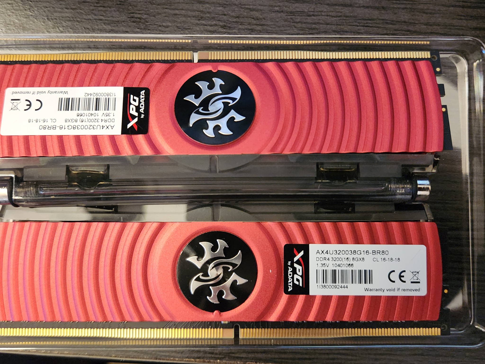 XPG SPECTRIX D80 DDR4-3200 16GB (x2 8GB) RGB Liquid Cooling Memory