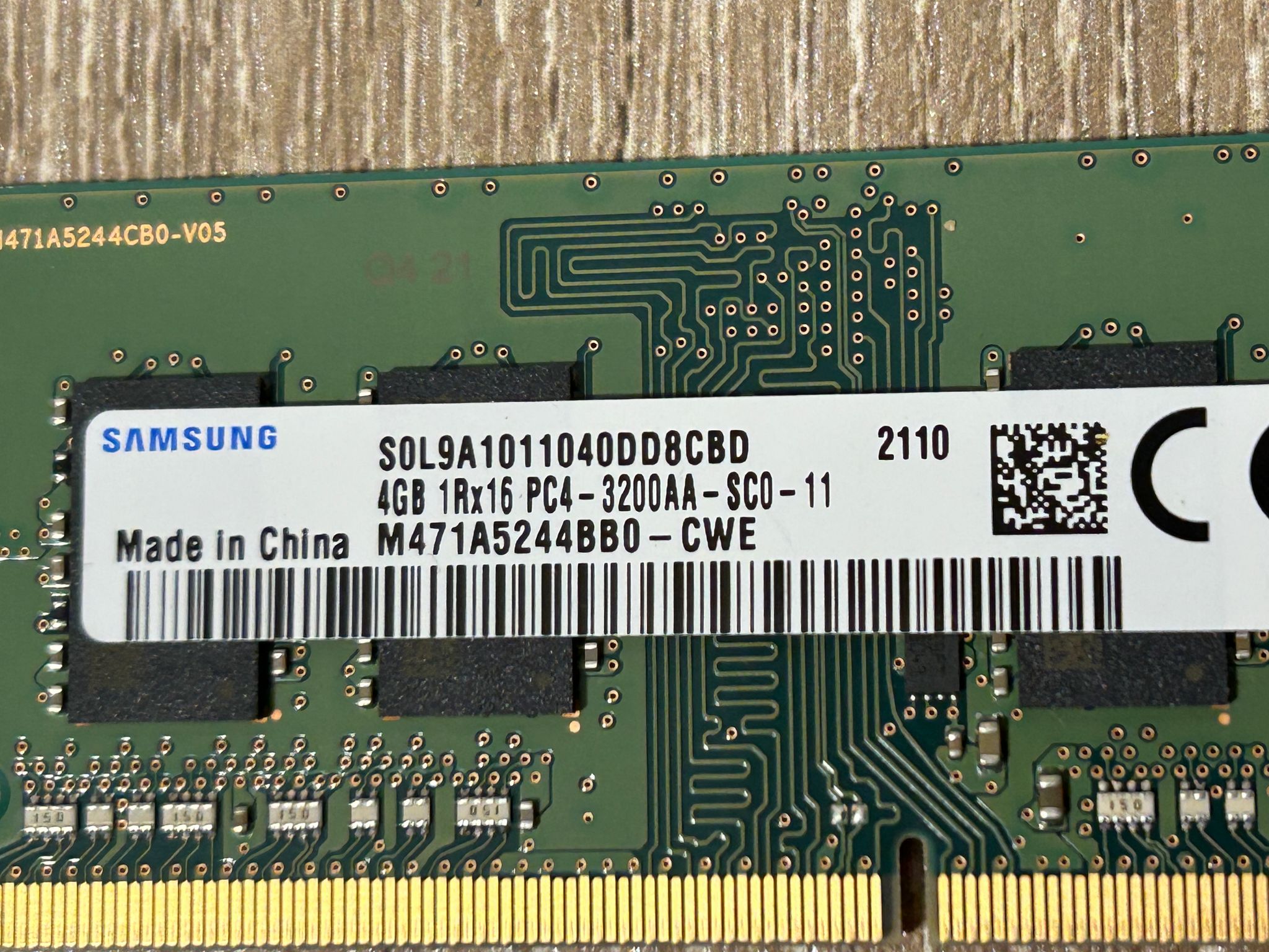 Samsung  8GB 1Rx16 PC4-3200AA DDR4 SODIMM Desktop/Laptop RAM