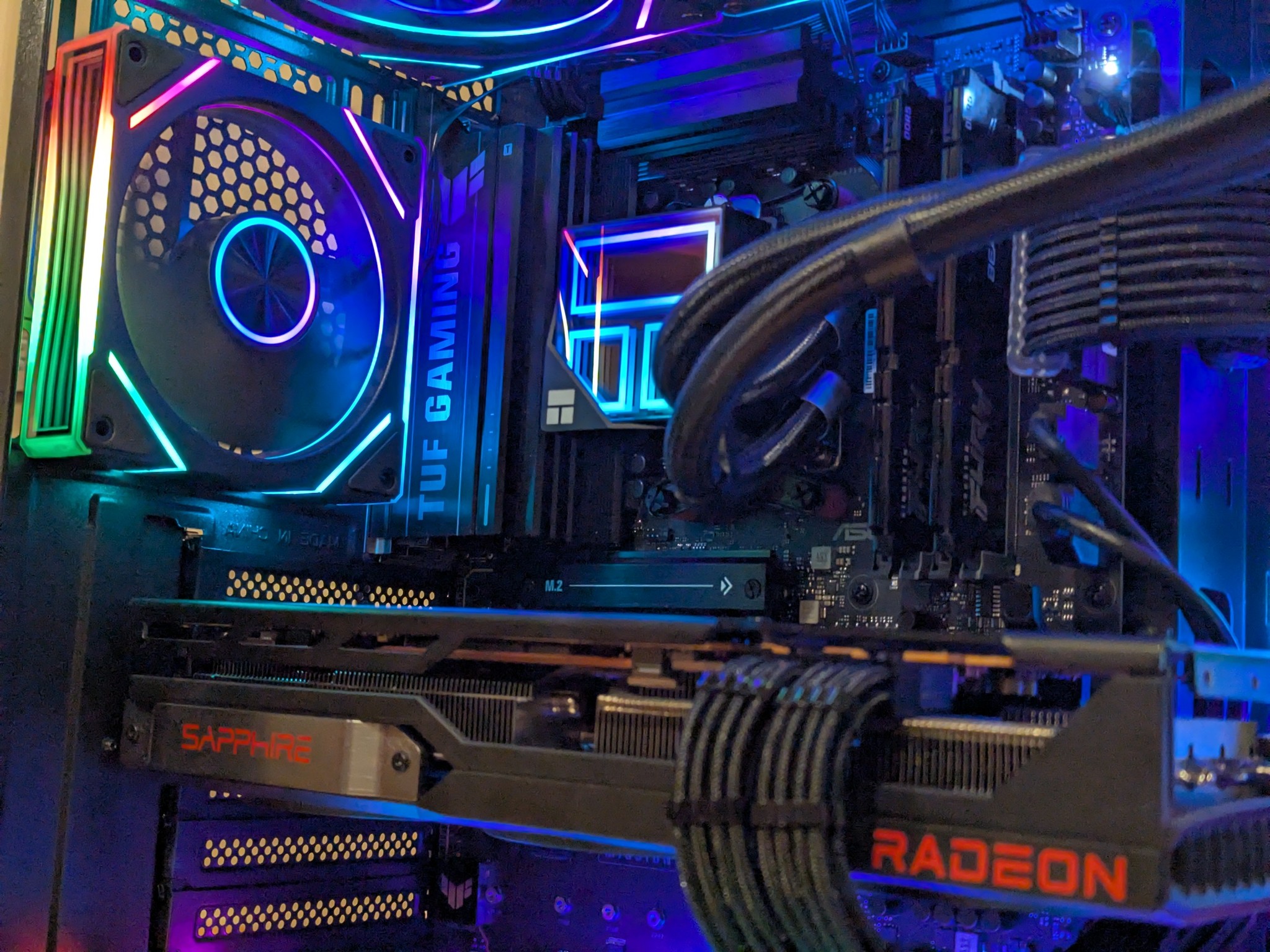 🖤 Ryzen 5 7600X3D + RX 7900 XT | 1440p Gaming Beast | Black RGB Infinity-Mirror Build