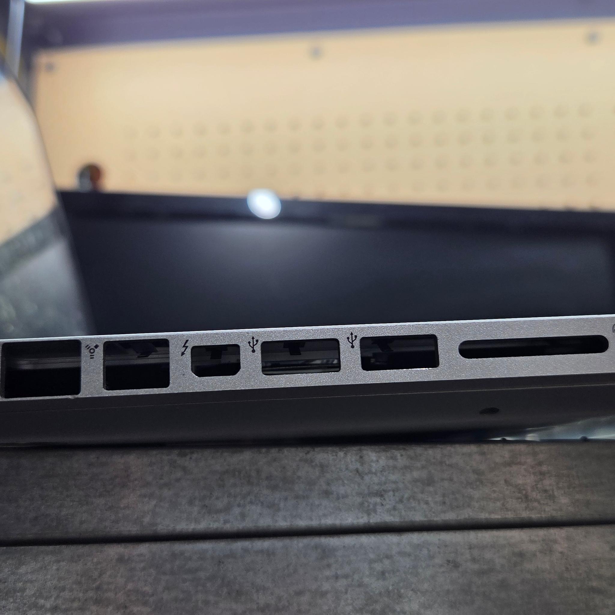 13in Mid-Late 2010 Macbook pro Shell+