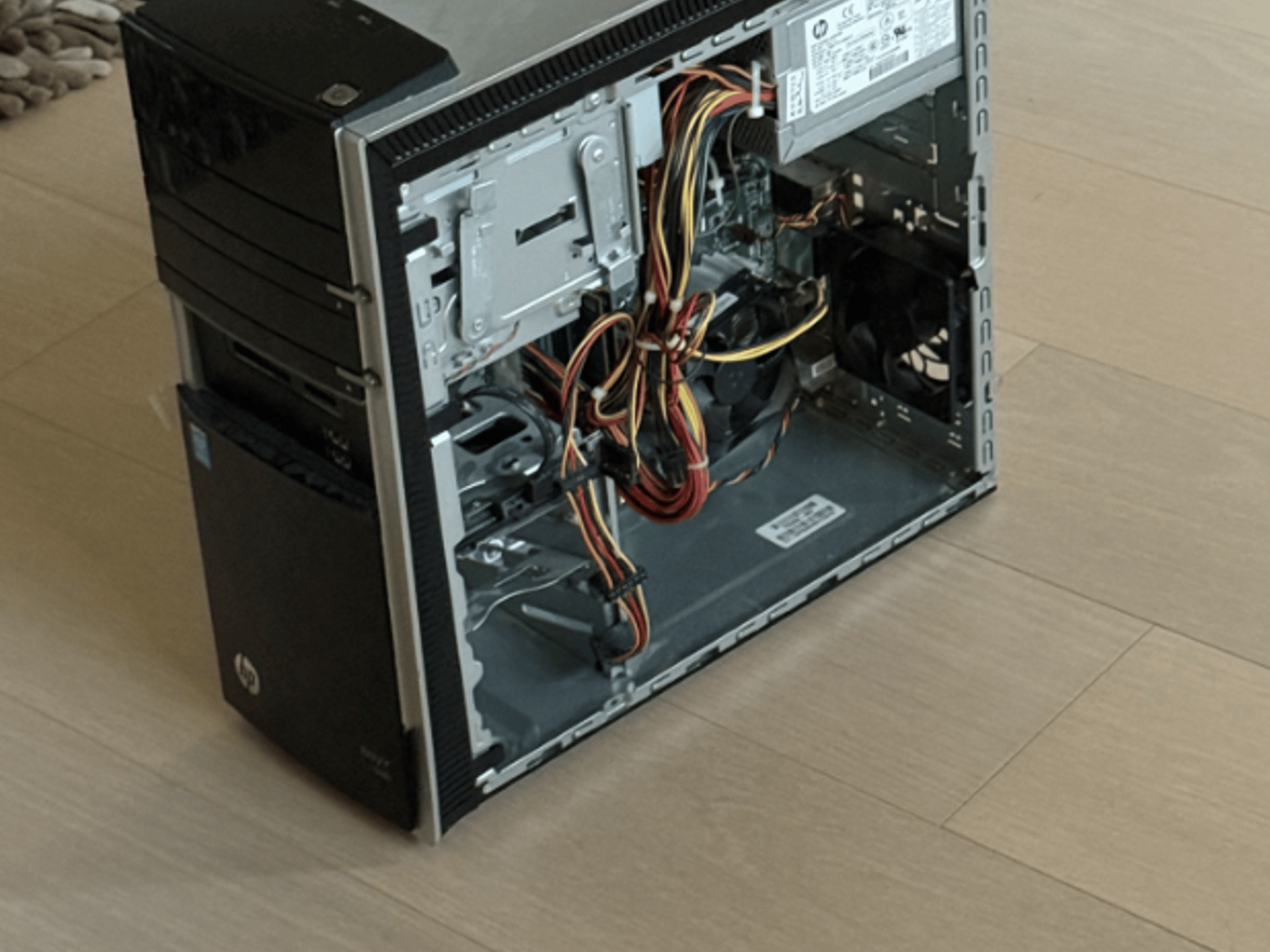HP Envy i7-4700K 32gb RAM | Great Upgradable/Starter PC! Can handle great entry level gaming/work!