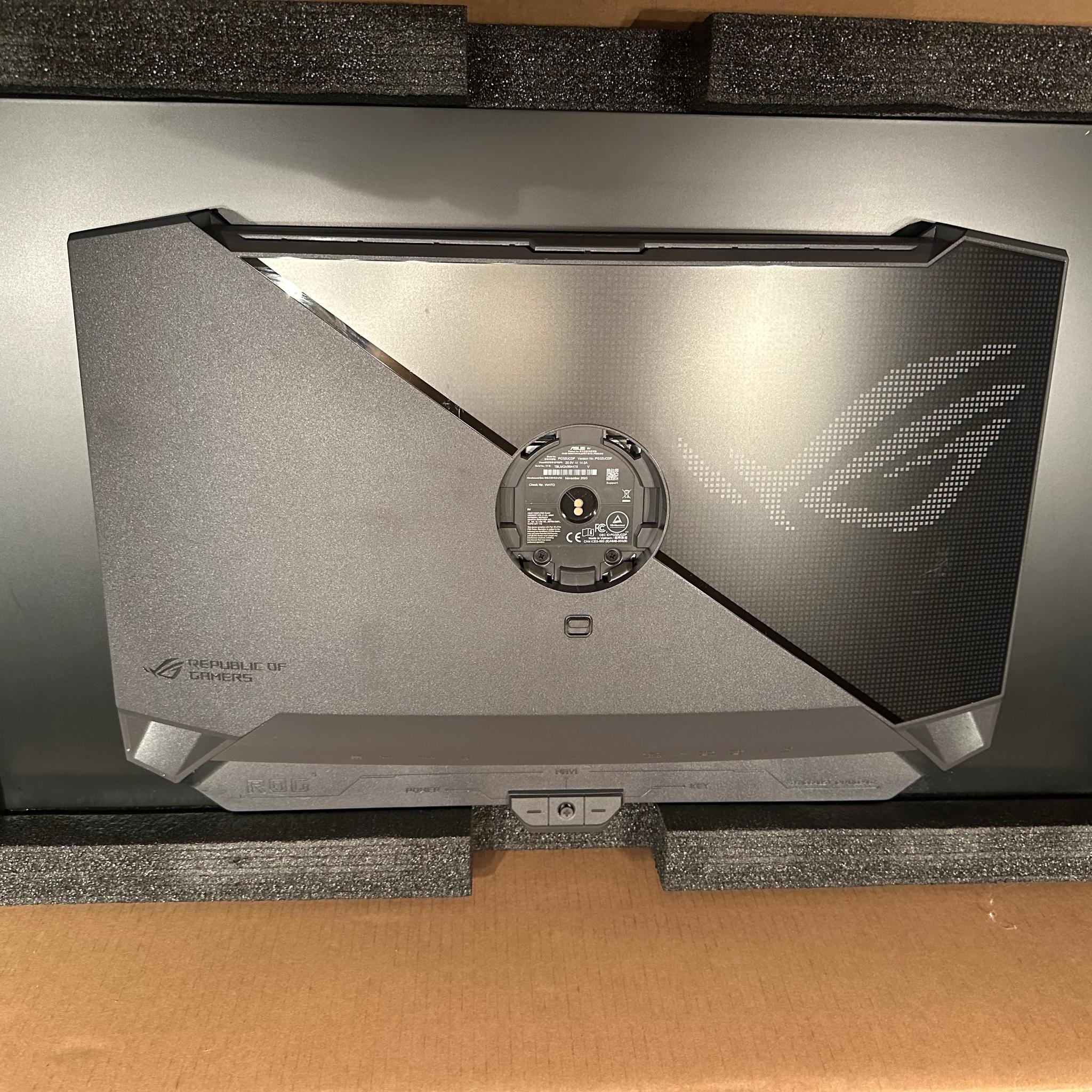 New ASUS ROG Swift 32" Dual Mode (4K 240Hz, FHD 480Hz) OLED 0.03ms Gaming Monitor