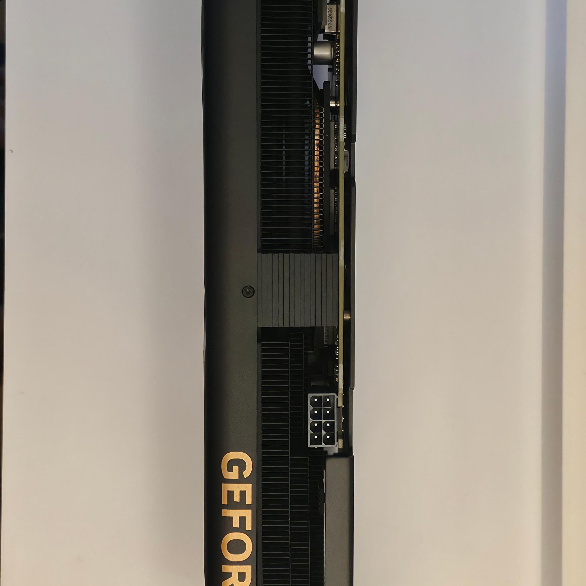 Like-new ASUS ProArt GeForce RTX 4060 OC Edition (8GB GDDR6) — PROART-RTX4060-O8G