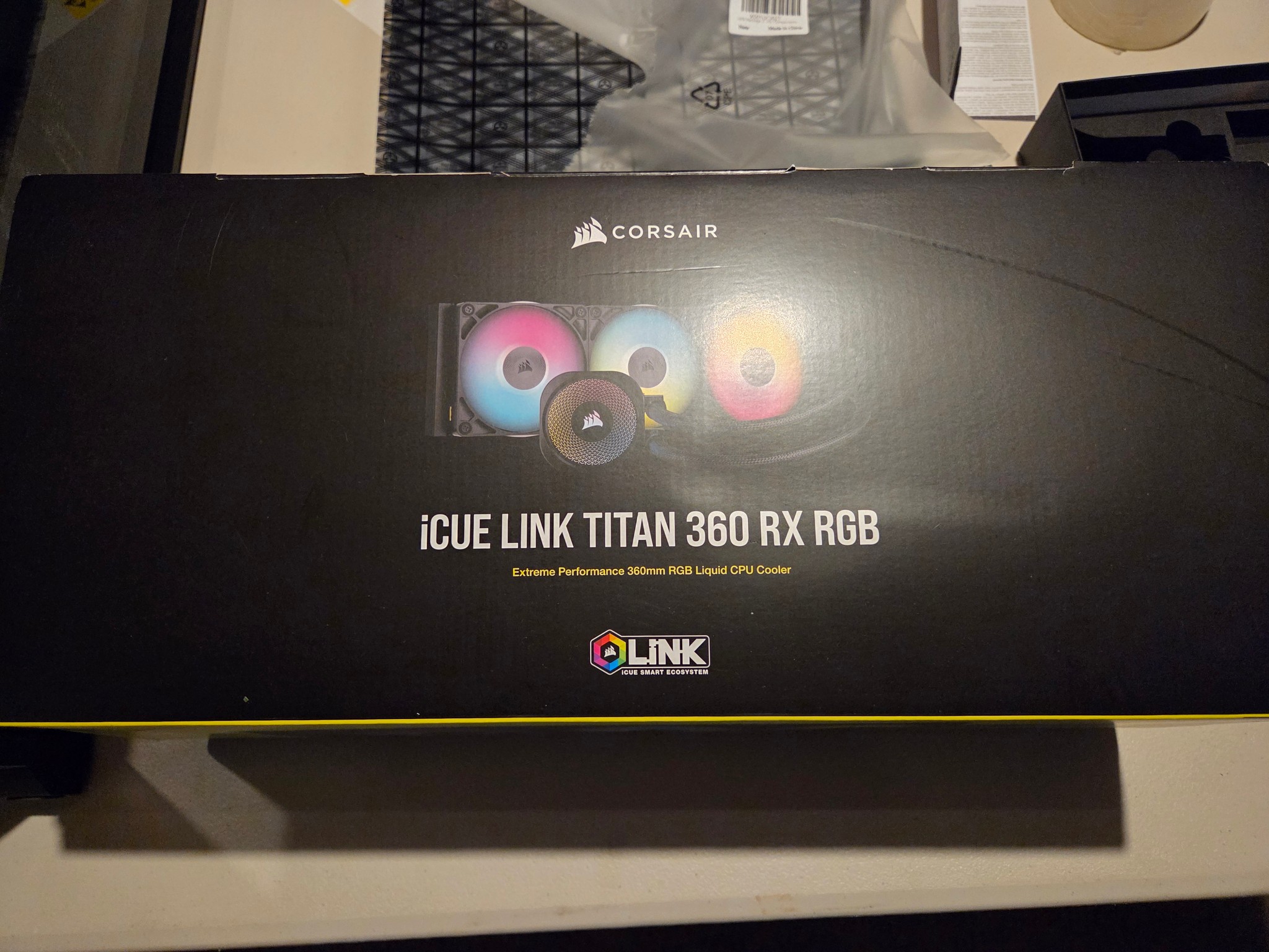 CORSAIR - iCUE LINK TITAN 360 RX Liquid CPU Cooler with RGB Lighting - Black