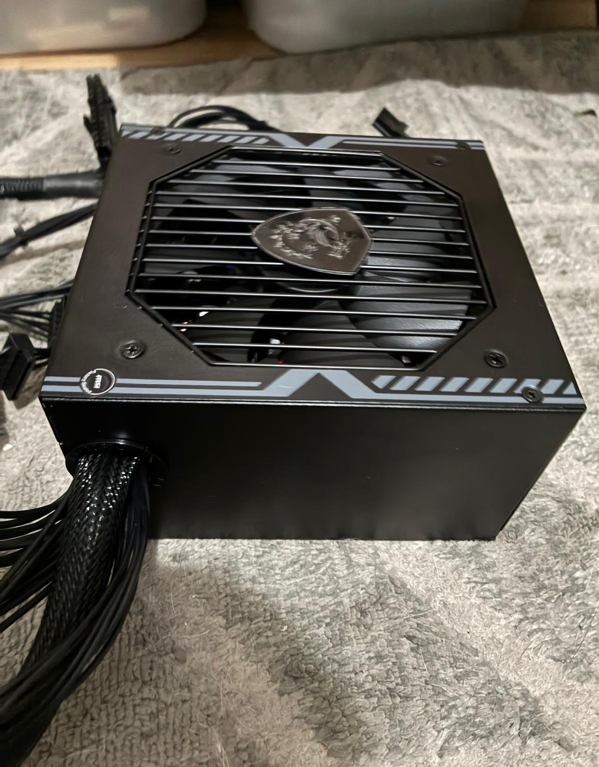 MSI MAG A550BN, Non-Modular Compact 550W Power Supply