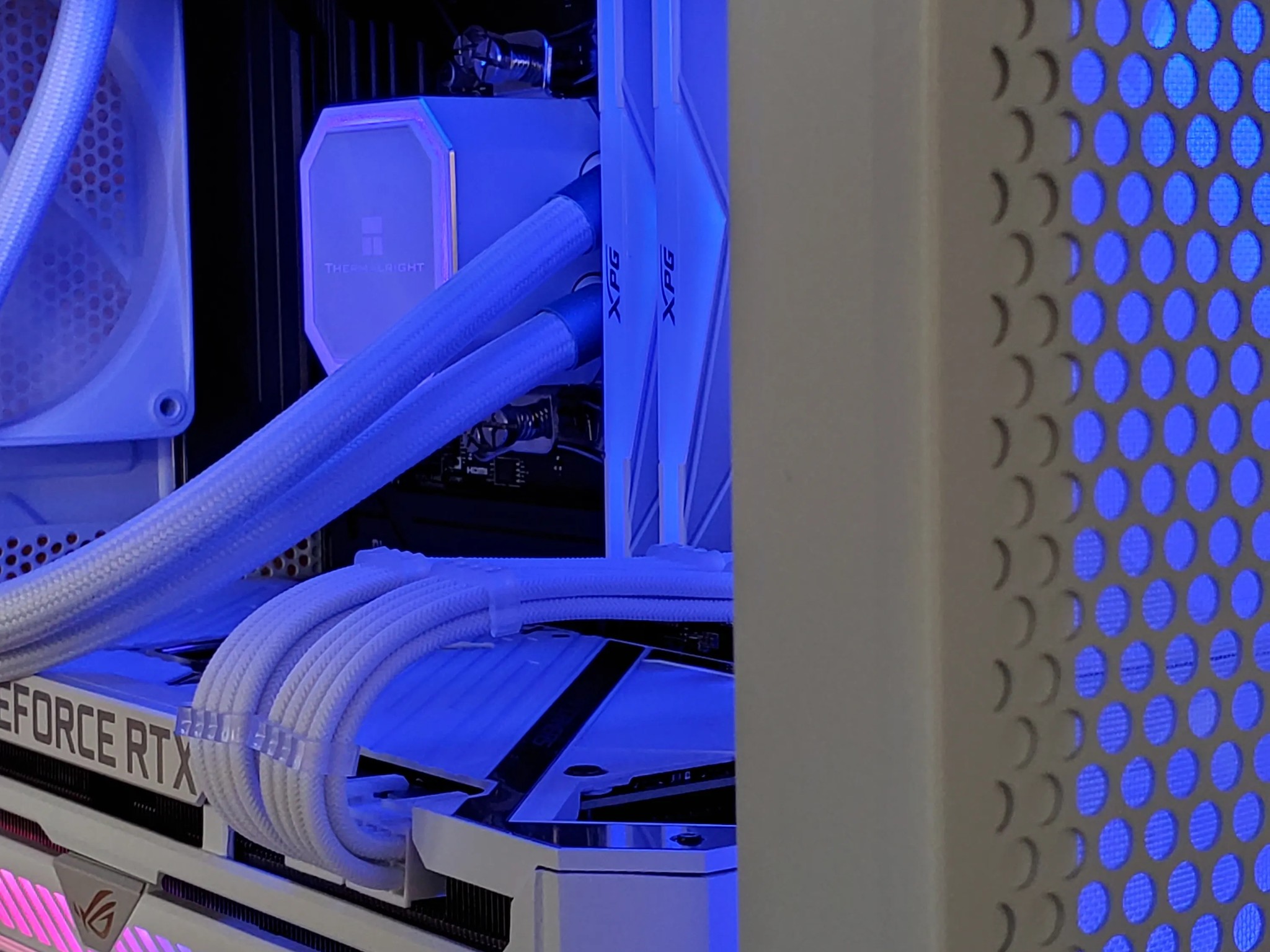 RTX 3070 ROG STRIX // RYZEN 5500 // 240MM AIO // 16GB RAM // 1TB SSD