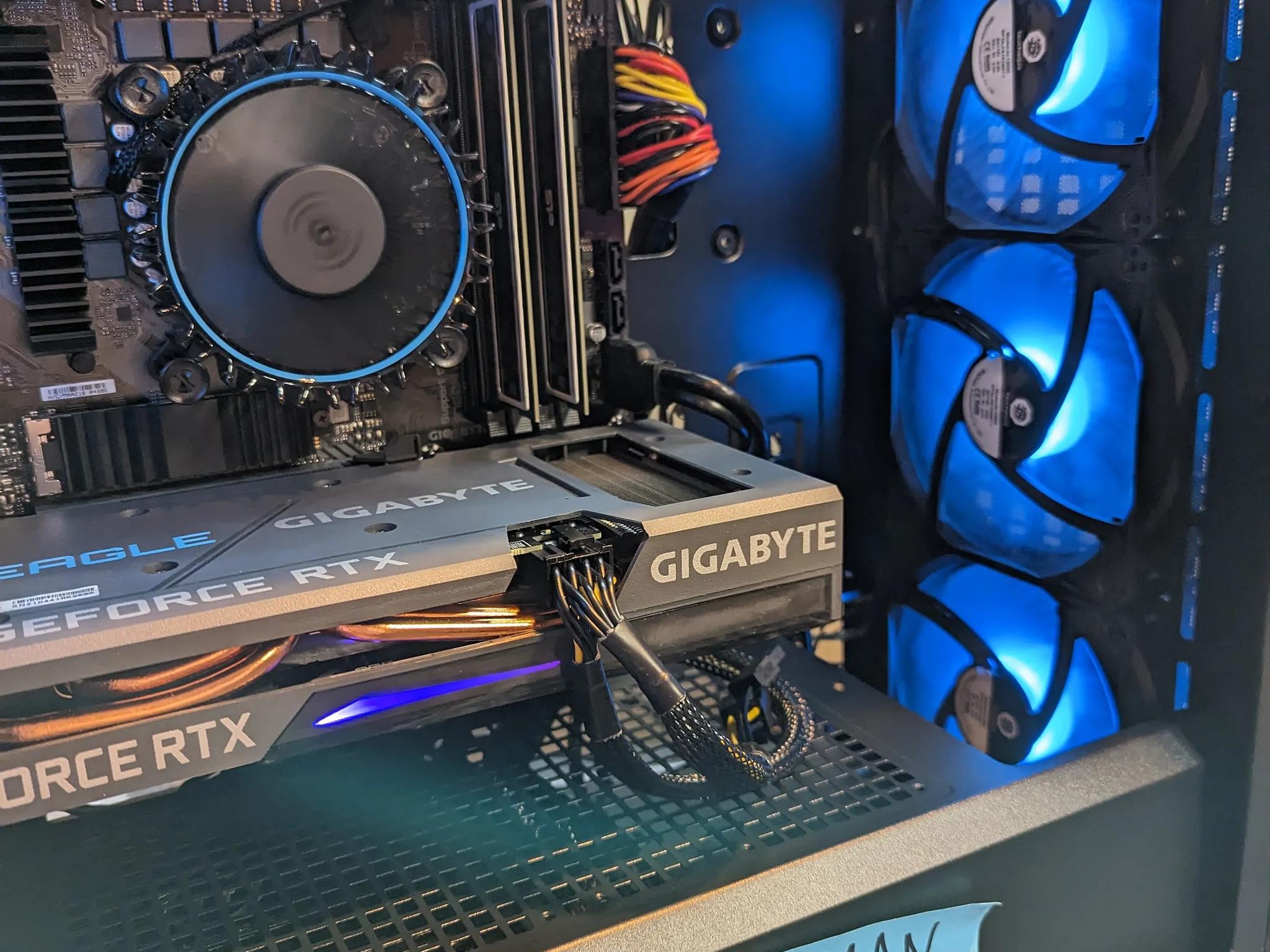 | Intel i3-13100 |RTX 3060 Gigabyte Eagle| 16GB DDR4 3200MHz|