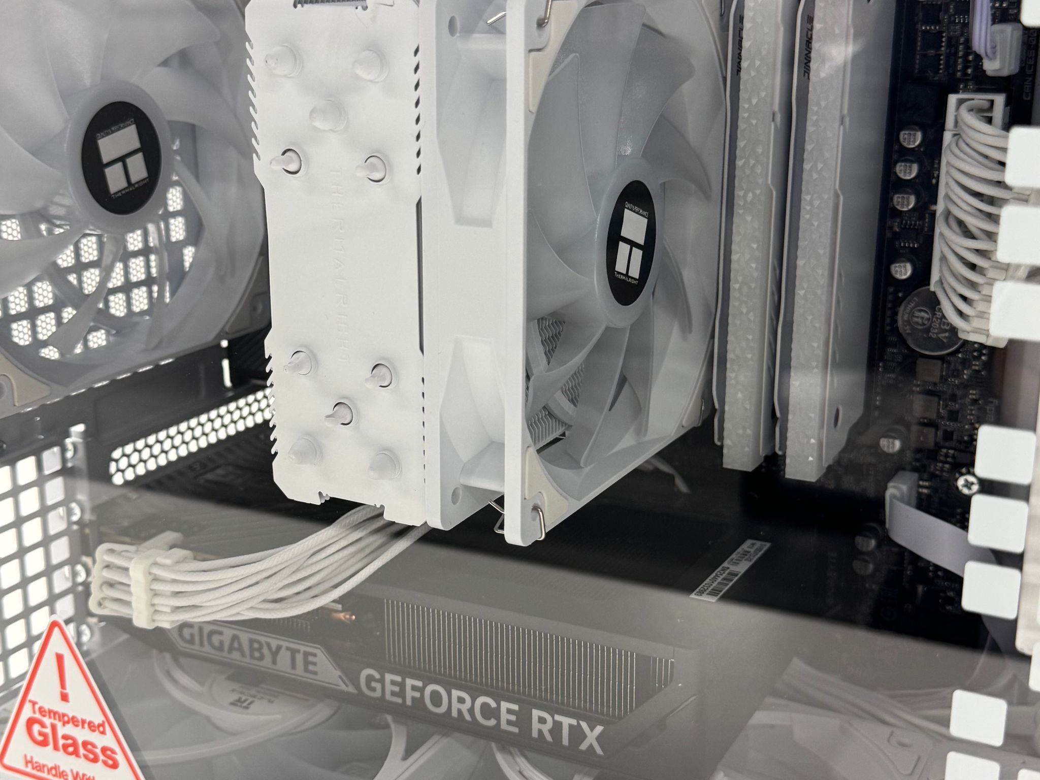 'ALL NEW PARTS' PC with AMD RYZEN 7 5700X & RTX 5060