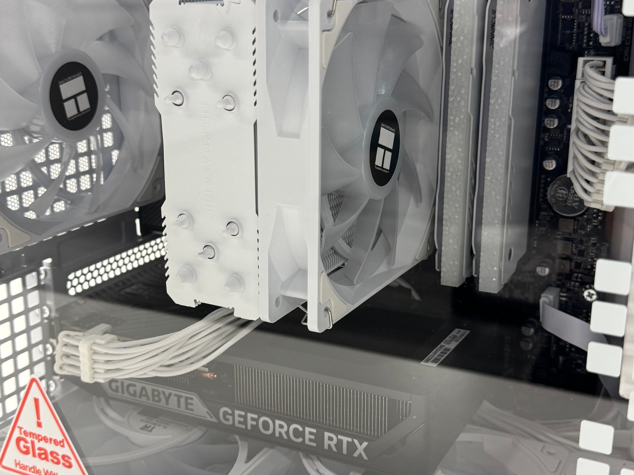 'ALL NEW PARTS' PC with AMD RYZEN 7 5700X & RTX 5060