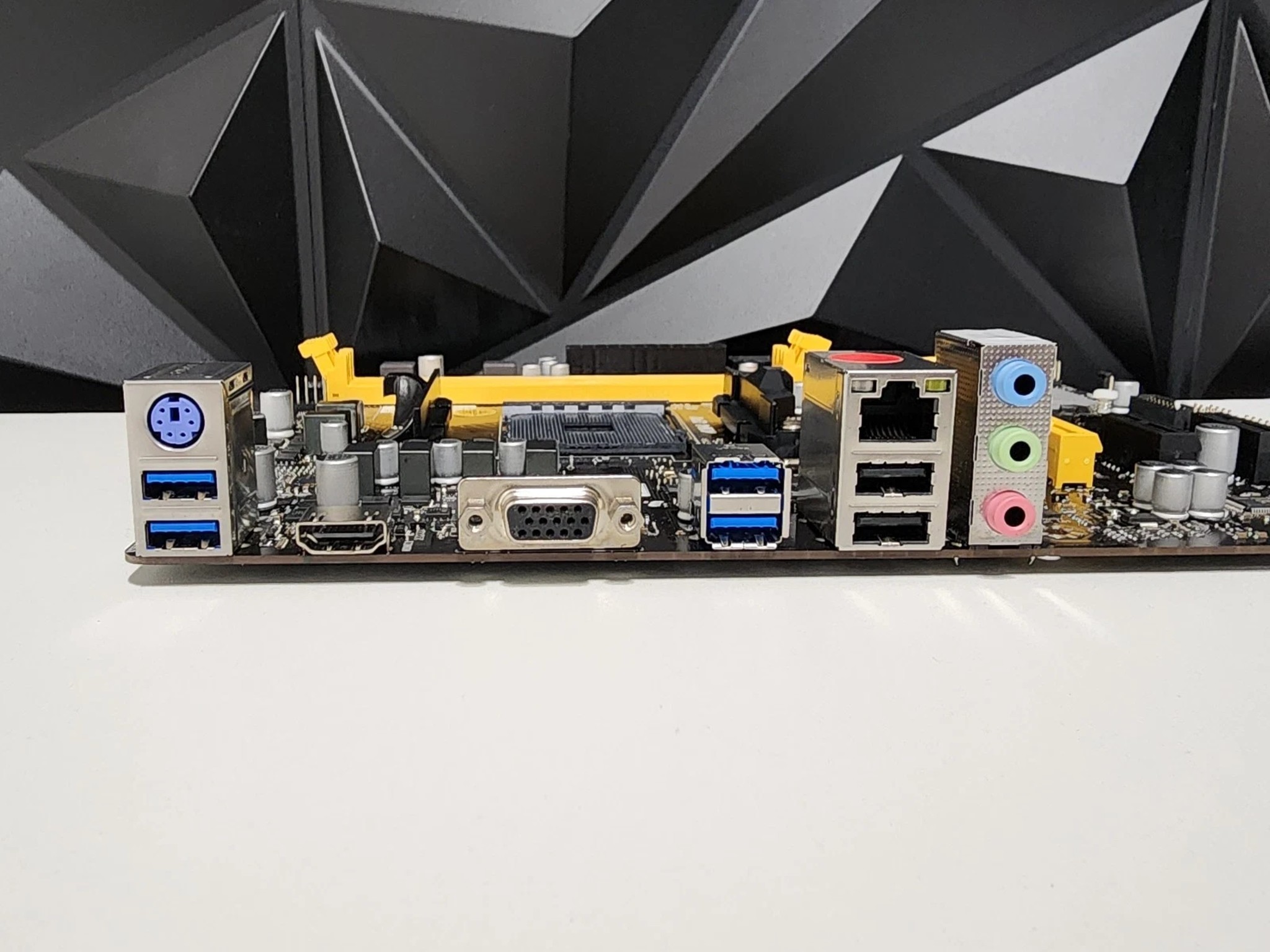 Biostar B450 B450MH AM4 DDR4 MATX MOTHERBOARD
