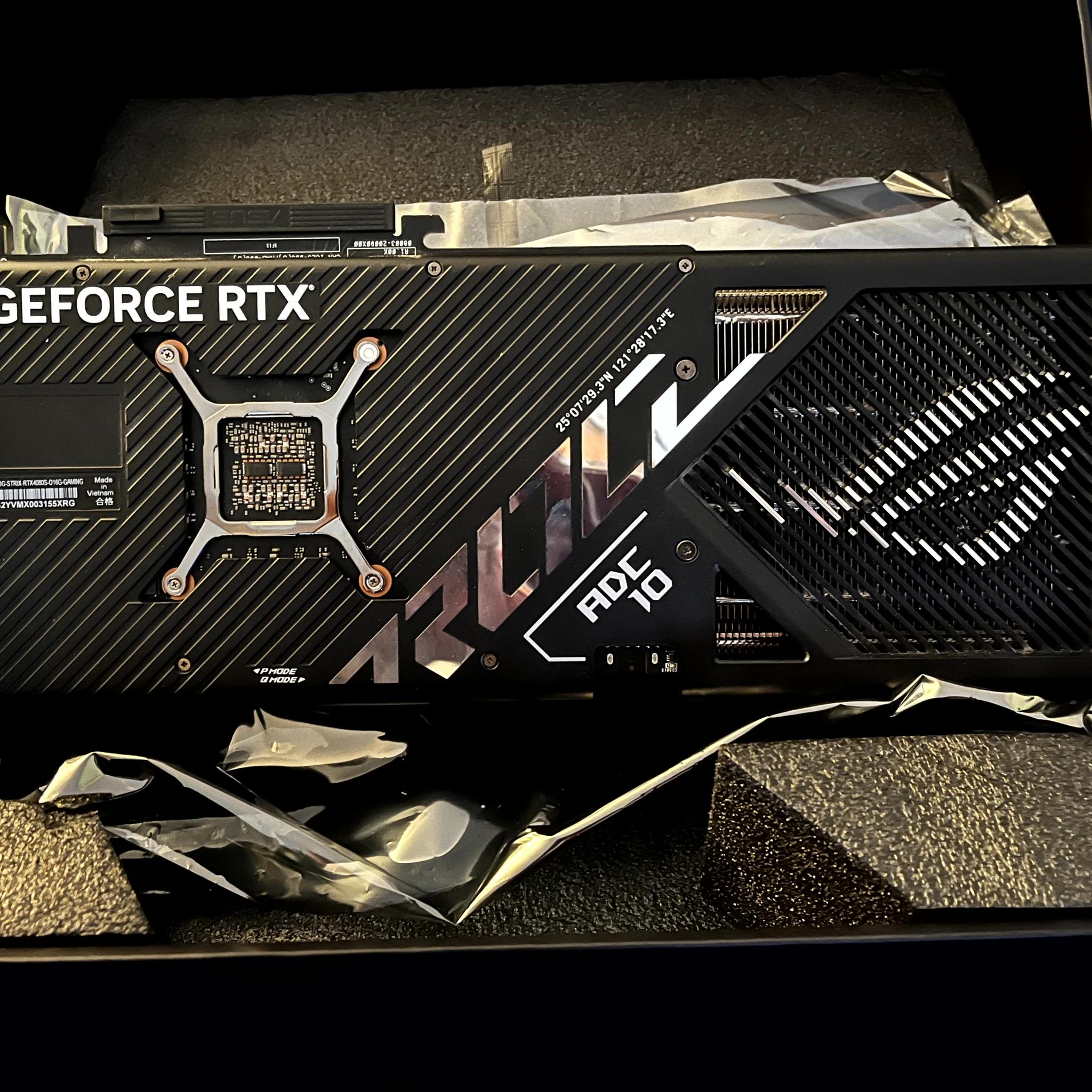RTX™ 4080 SUPER OC Edition 16GB - (ROG Strix GeForce RTX™ 4080 SUPER 16GB GDDR6X OC Edition)