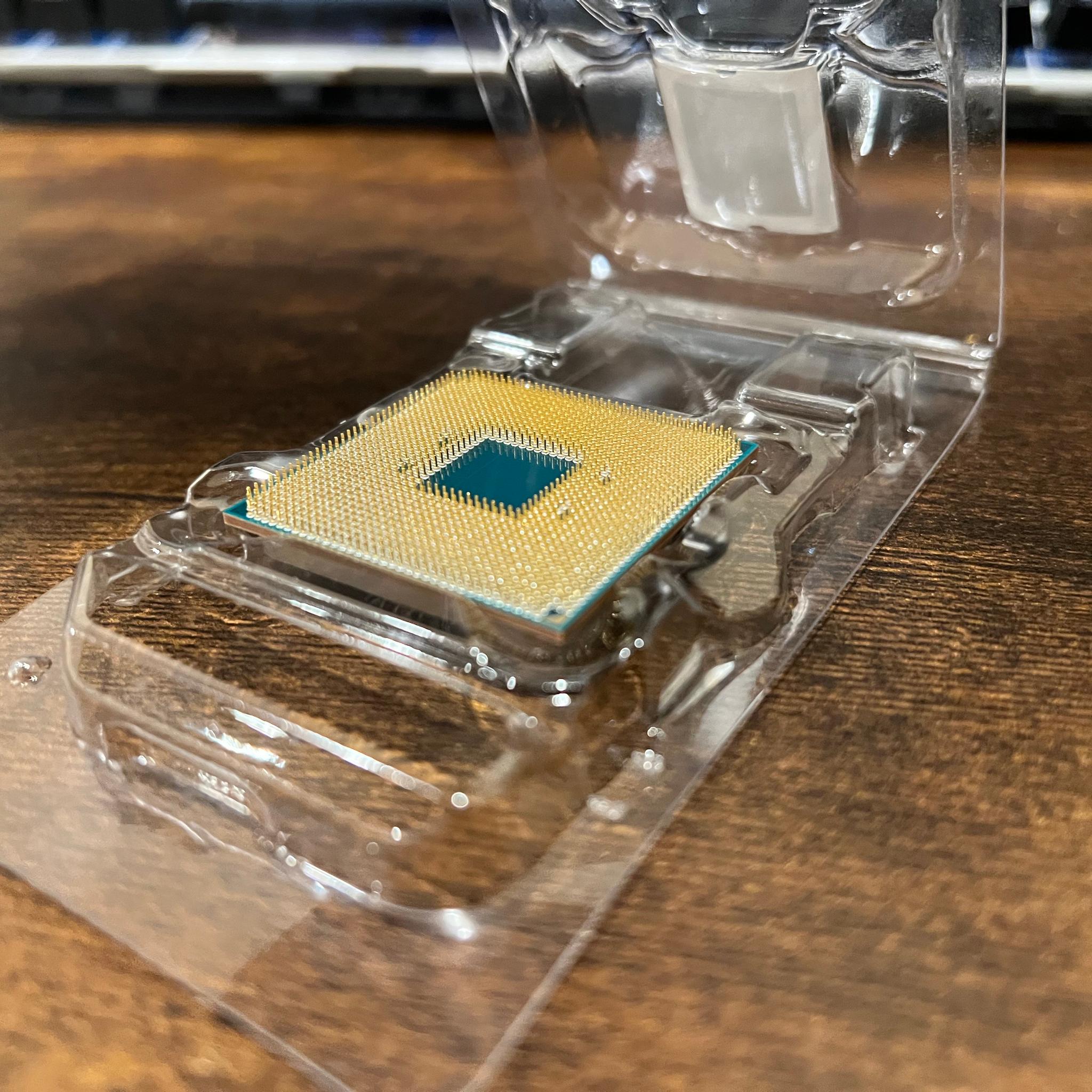 AMD Ryzen 7 3700X Processor